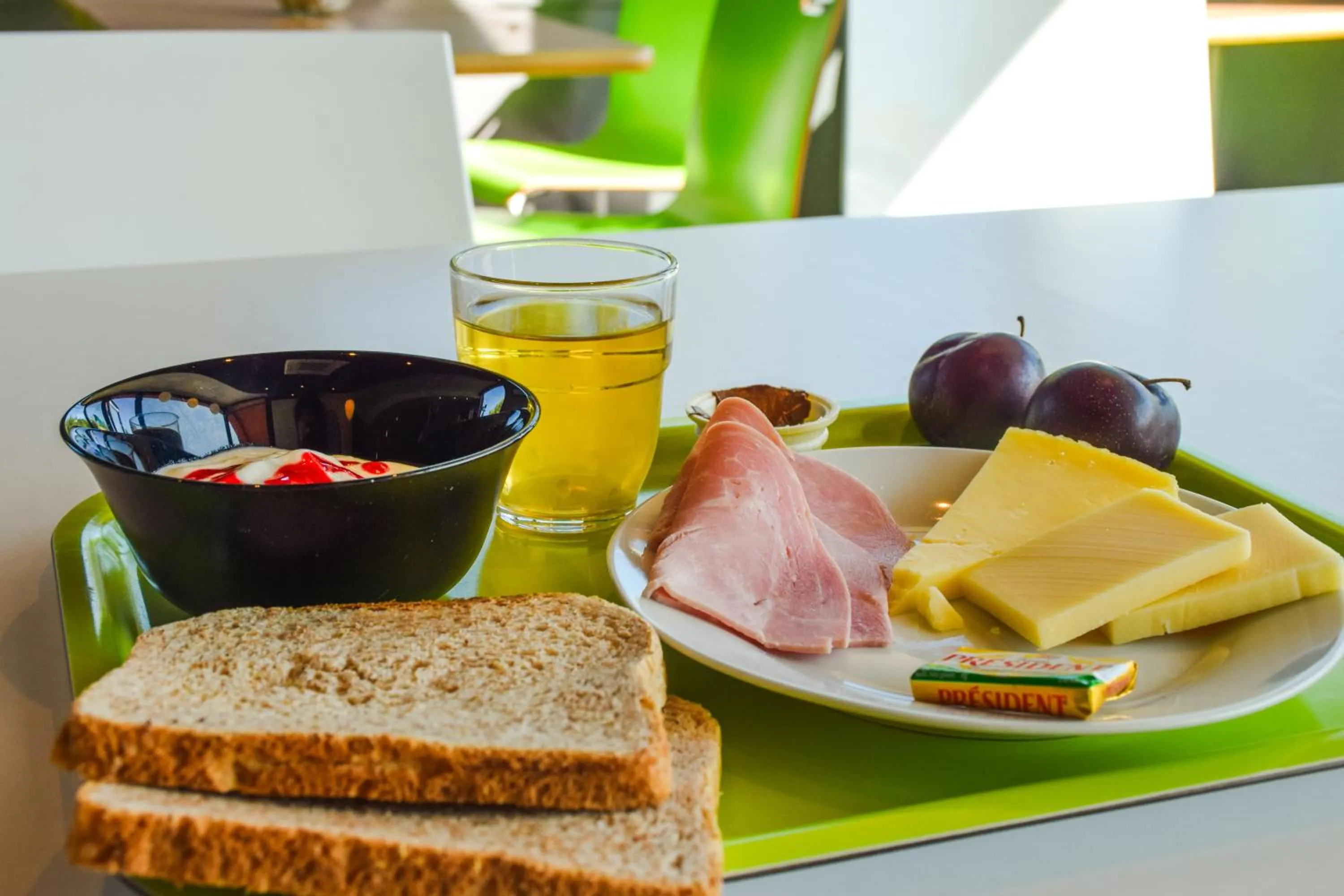 Breakfast in ibis budget Rodez