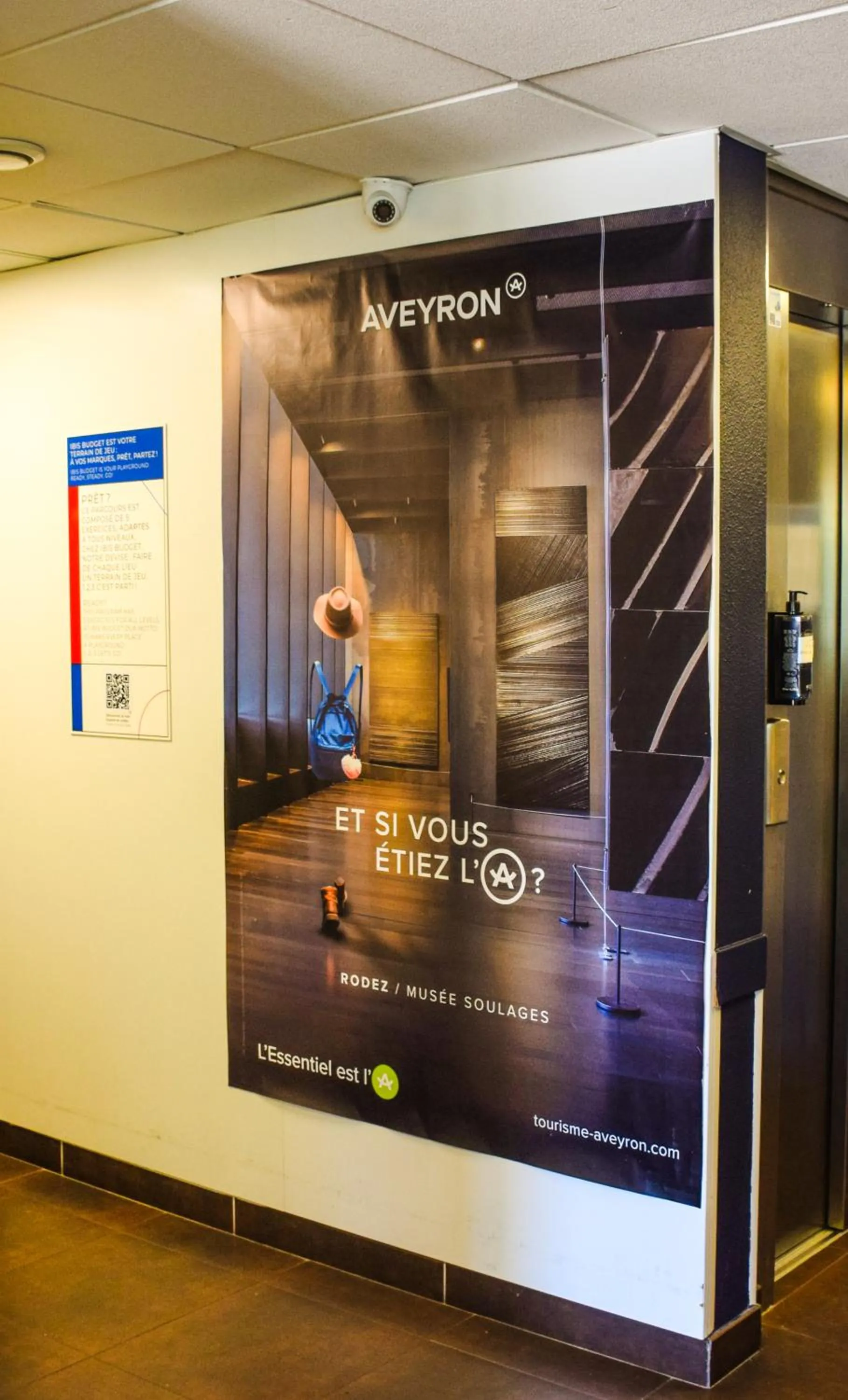 elevator in ibis budget Rodez