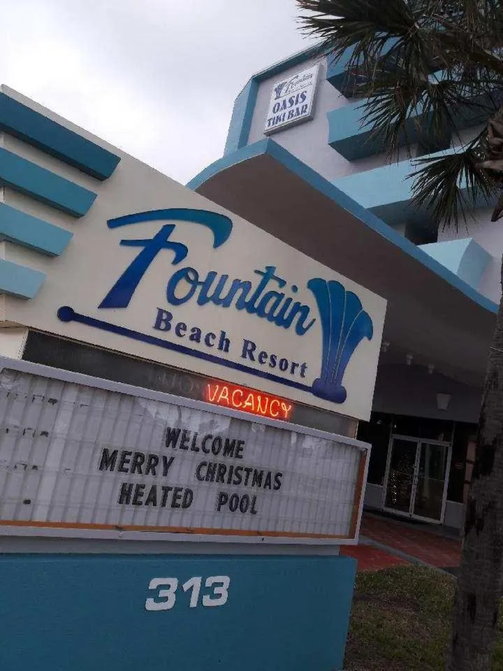 Property building in Fountain Beach Resort - Daytona Beach