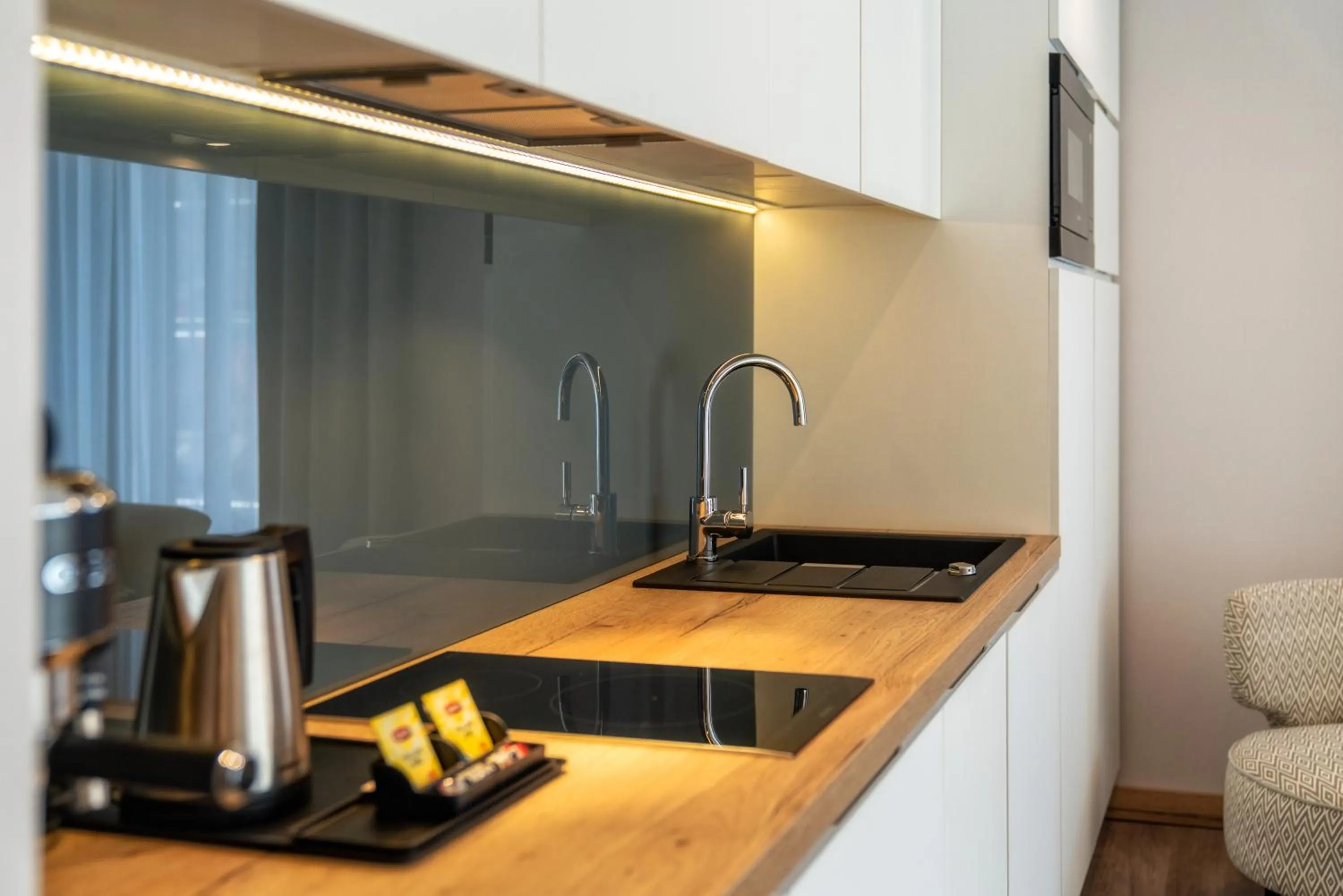 Coffee/tea facilities in Meta Apartments