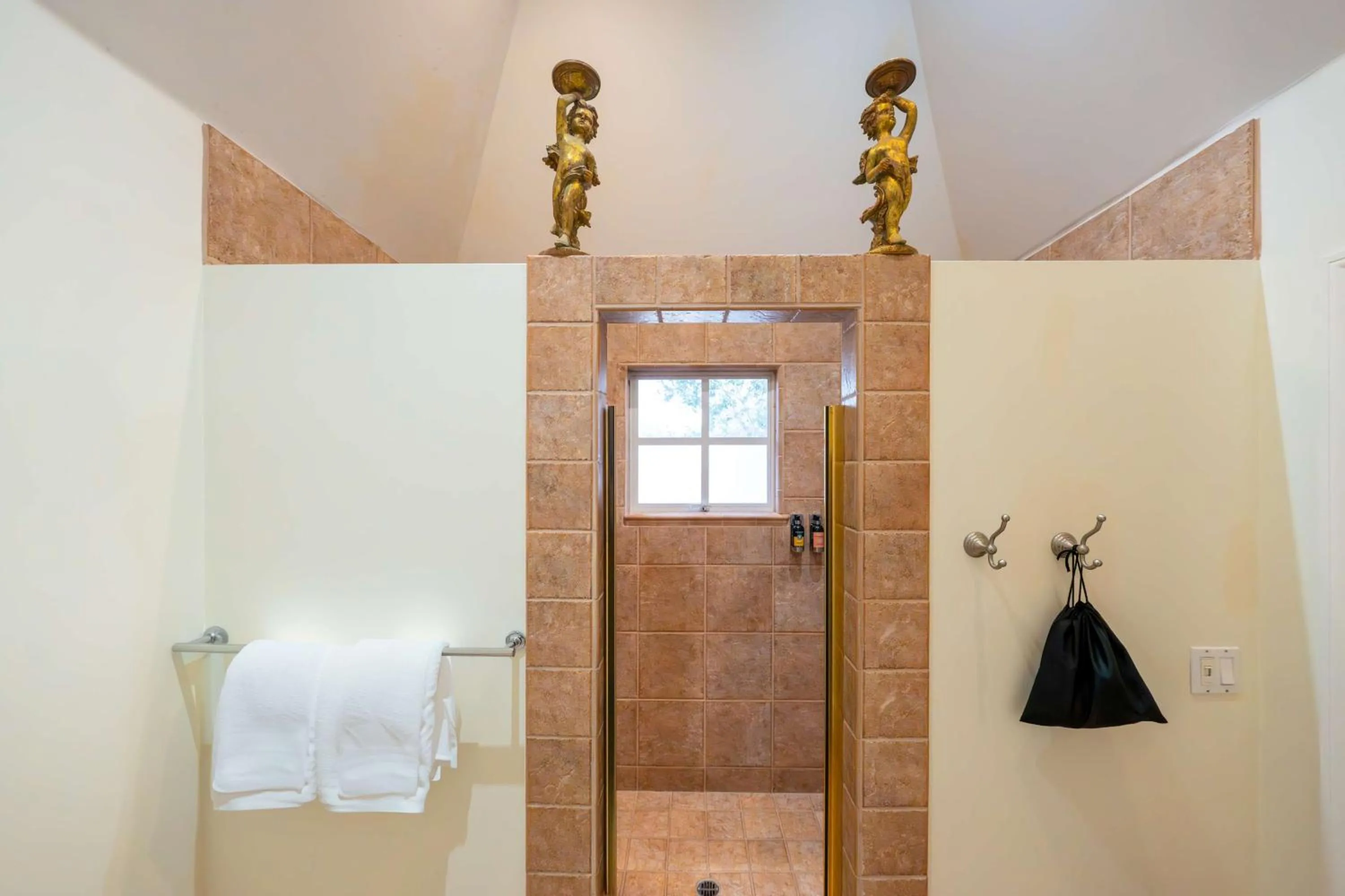 Bathroom in The Bergson, BW Signature Collection