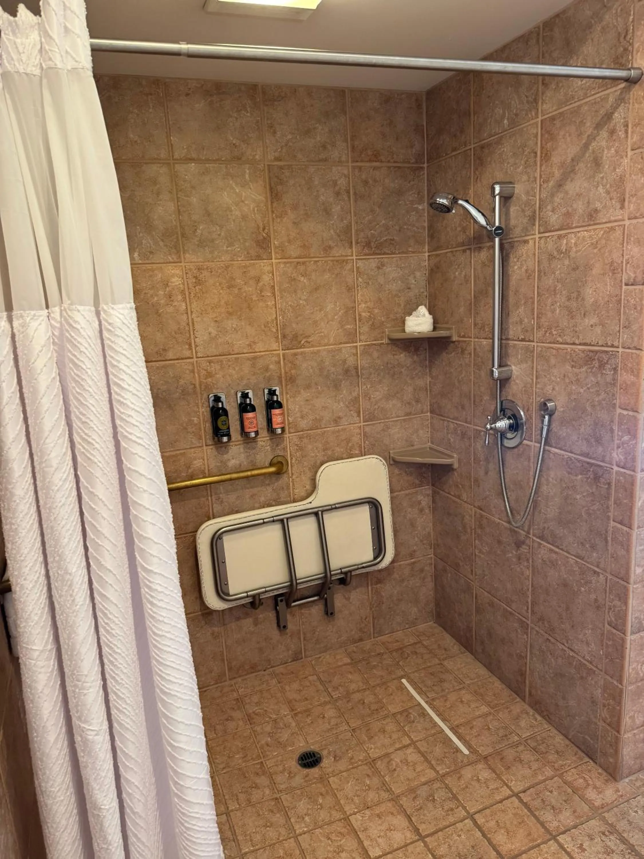 Shower in The Bergson, BW Signature Collection