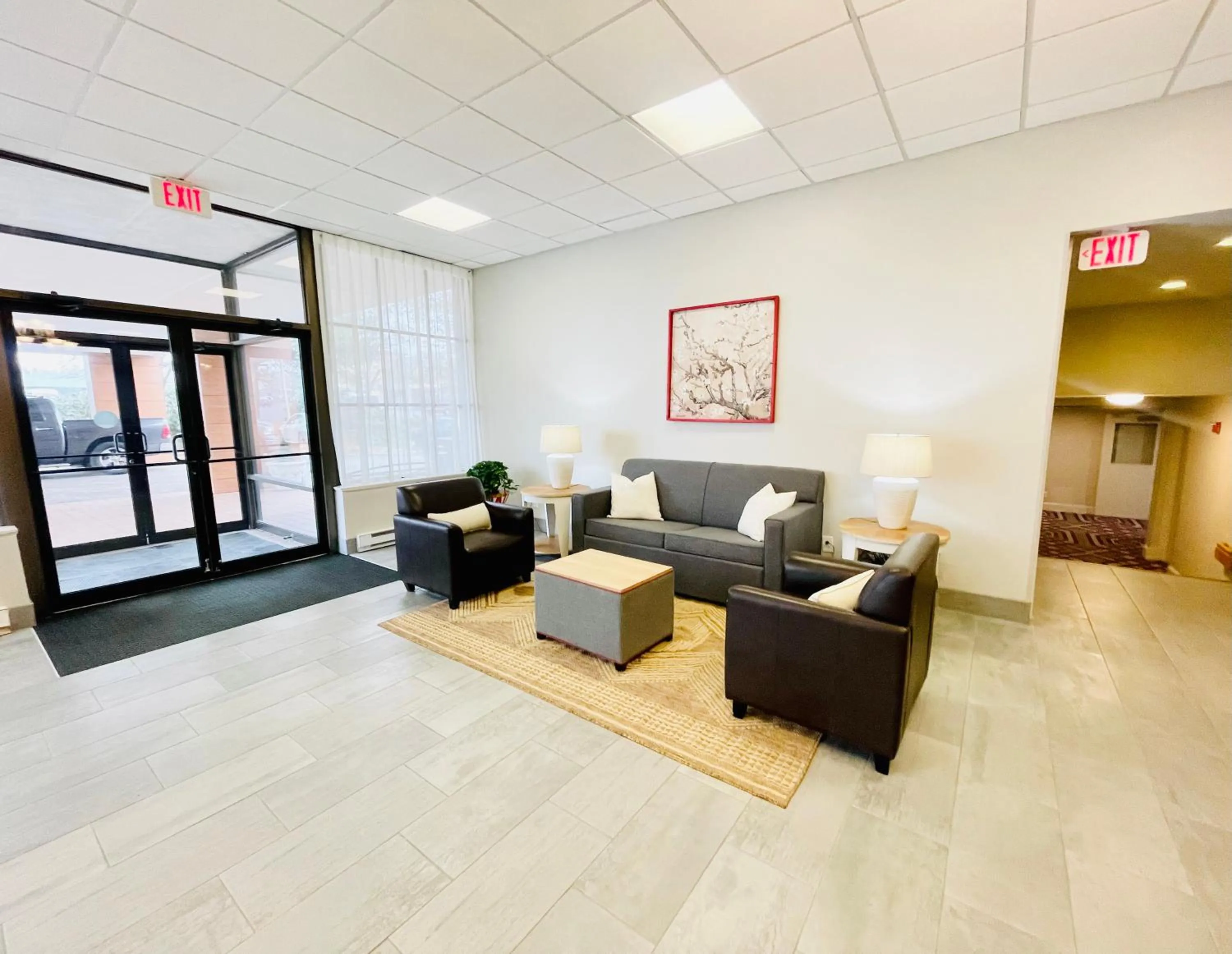 Lobby or reception in Hawthorn Extended Stay by Wyndham Ellsworth Bar Harbor