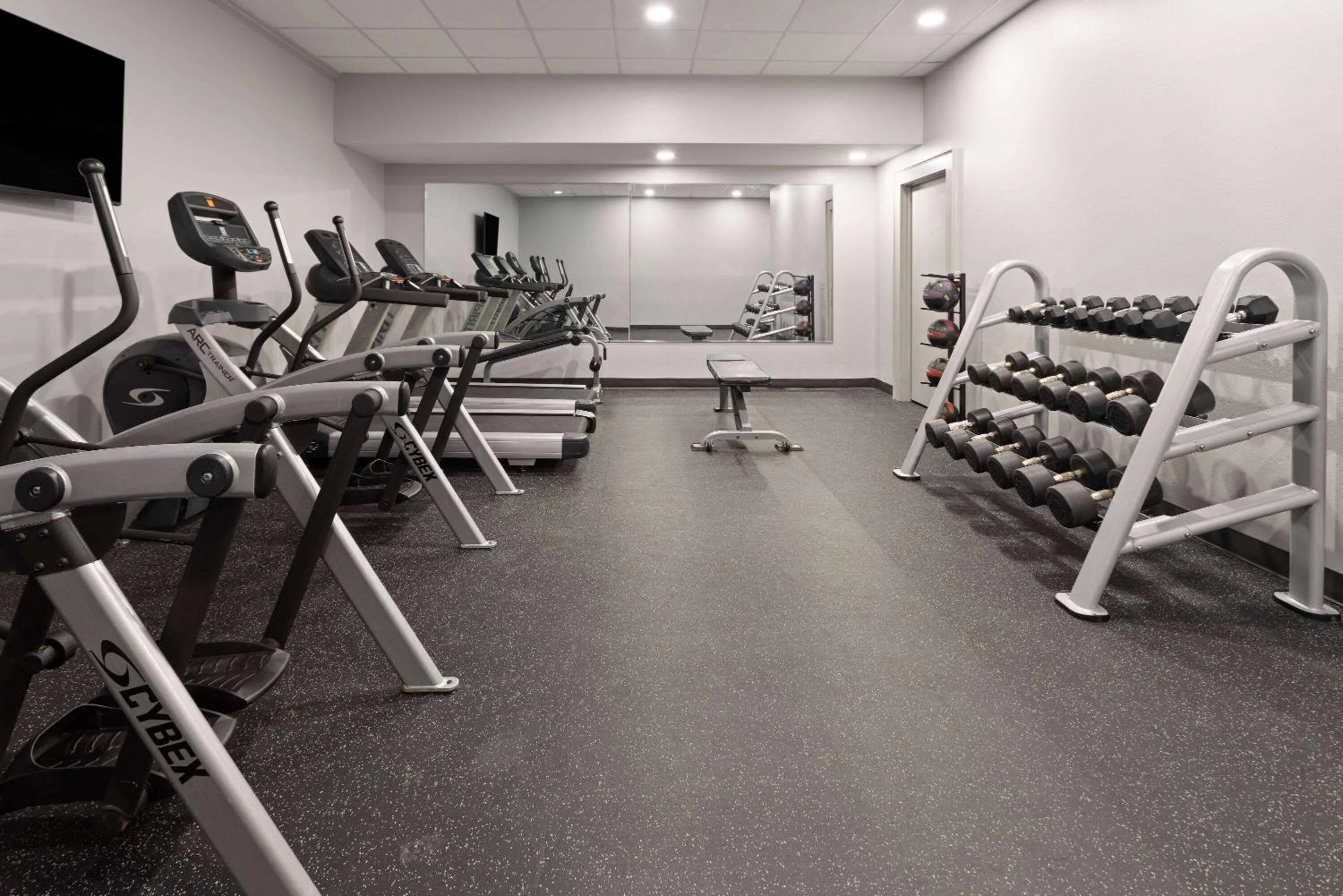 Fitness centre/facilities in Hawthorn Extended Stay by Wyndham Ellsworth Bar Harbor