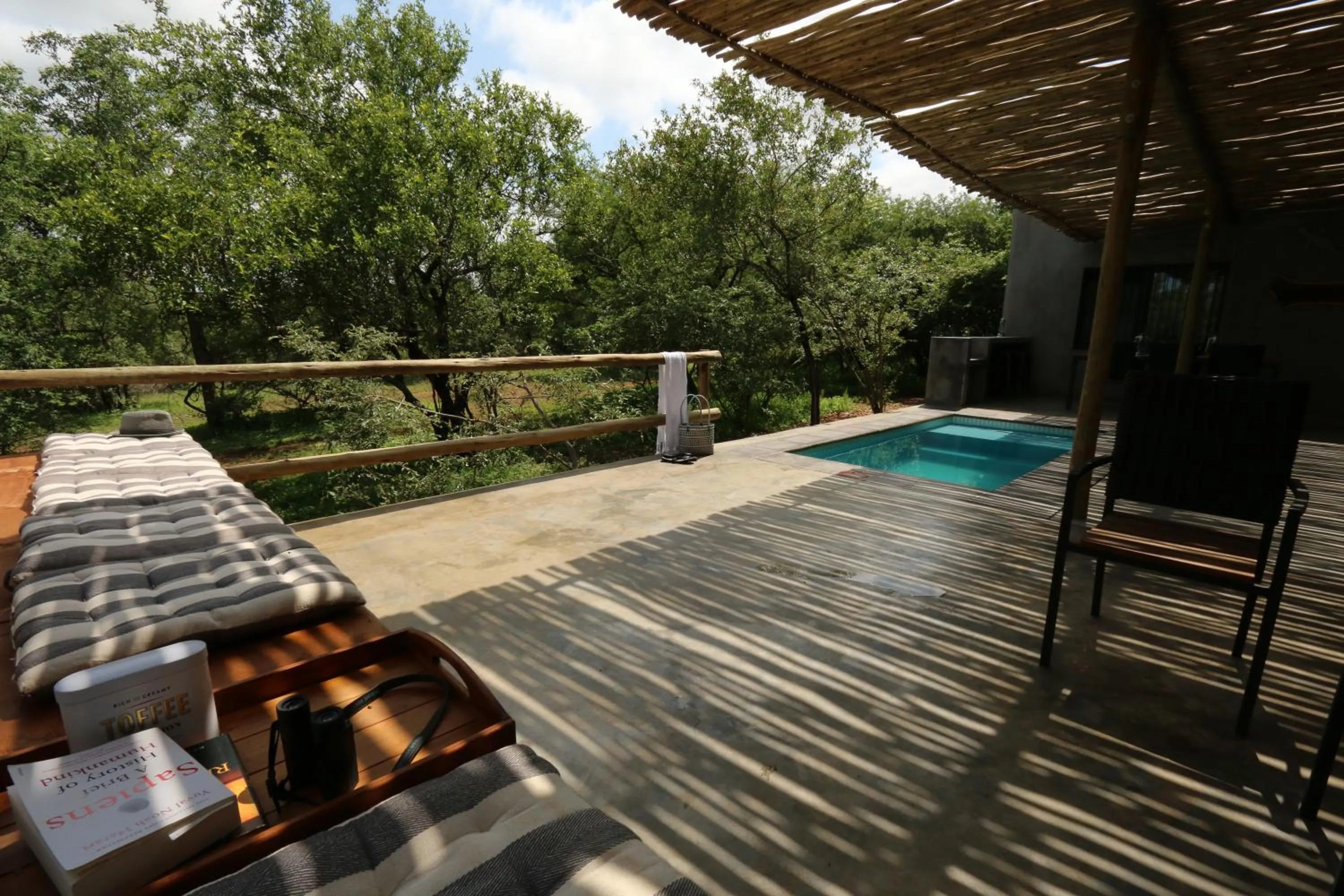Swimming pool in Kruger Willows