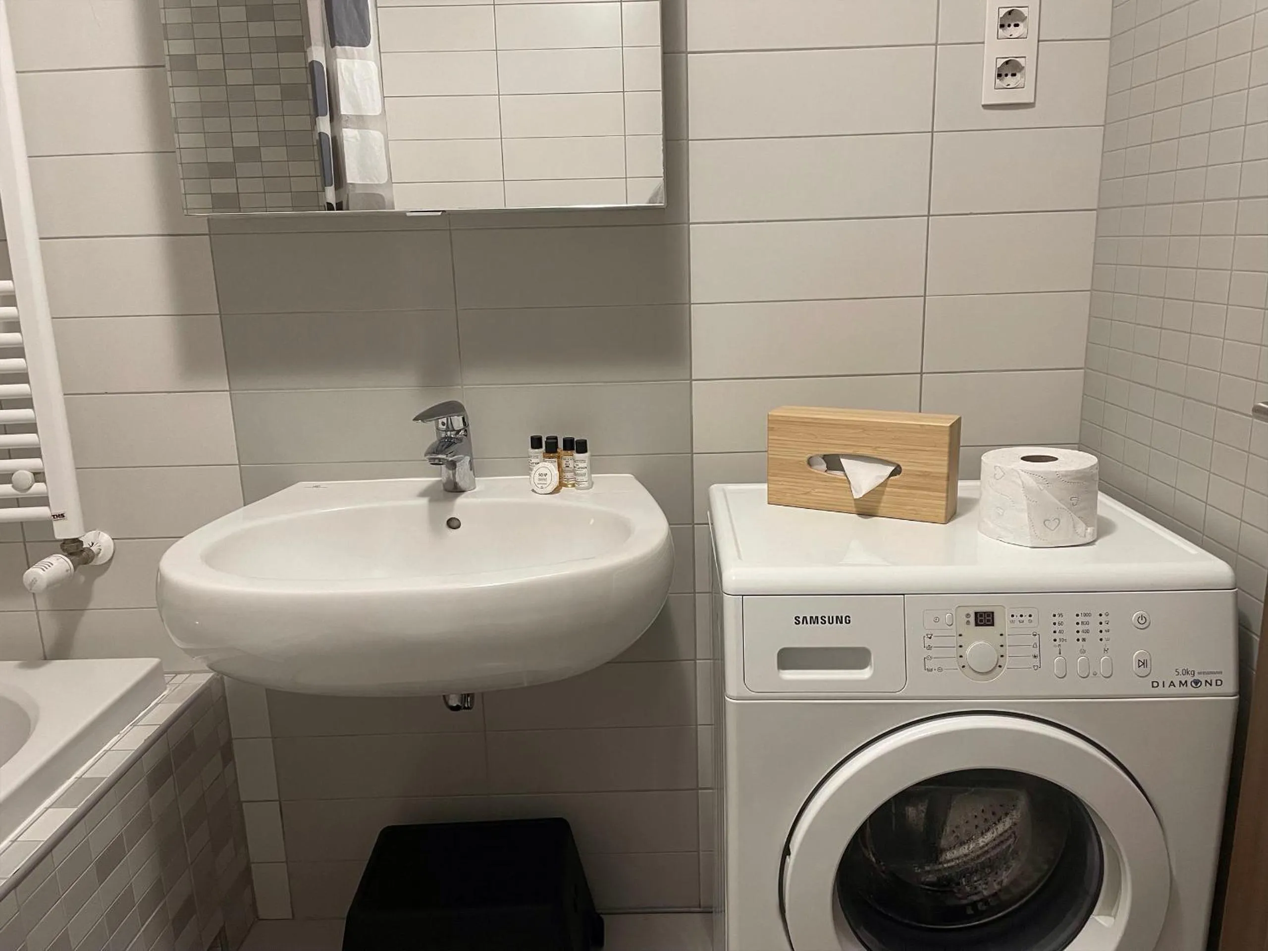 Bathroom in Smart Hotel Budapest