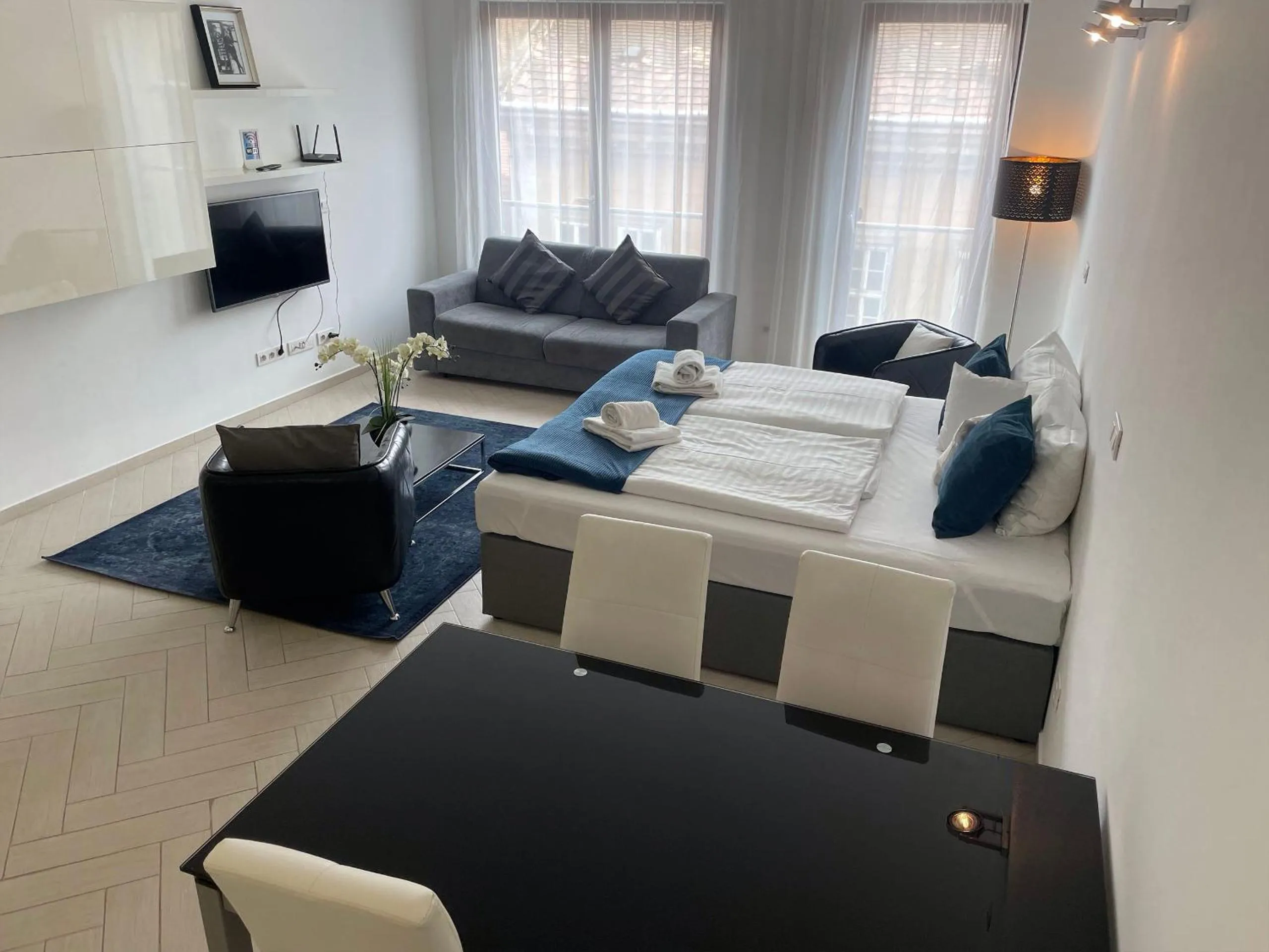 Photo of the whole room, Bed in Smart Hotel Budapest