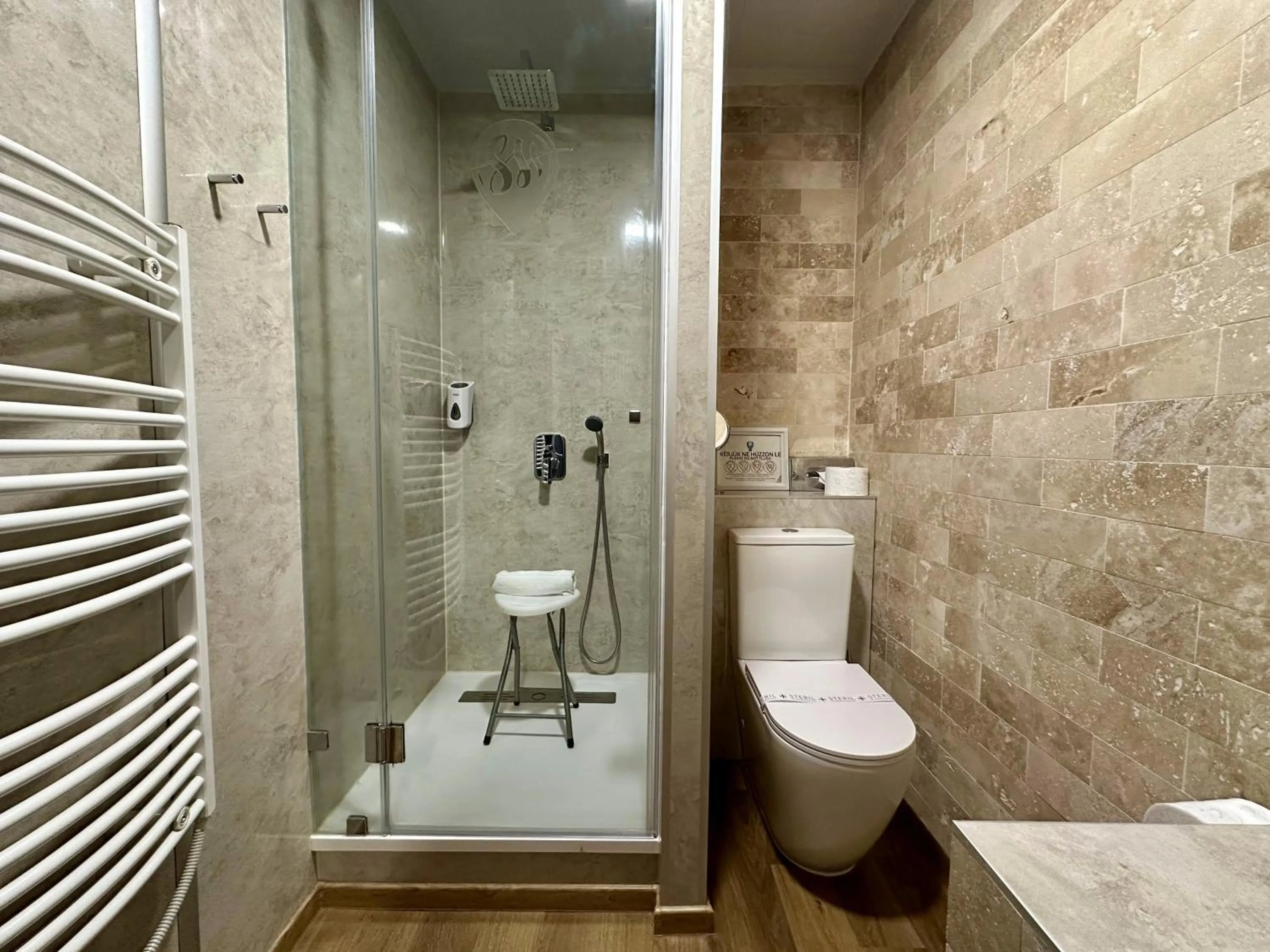 Bathroom in Smart Hotel Budapest