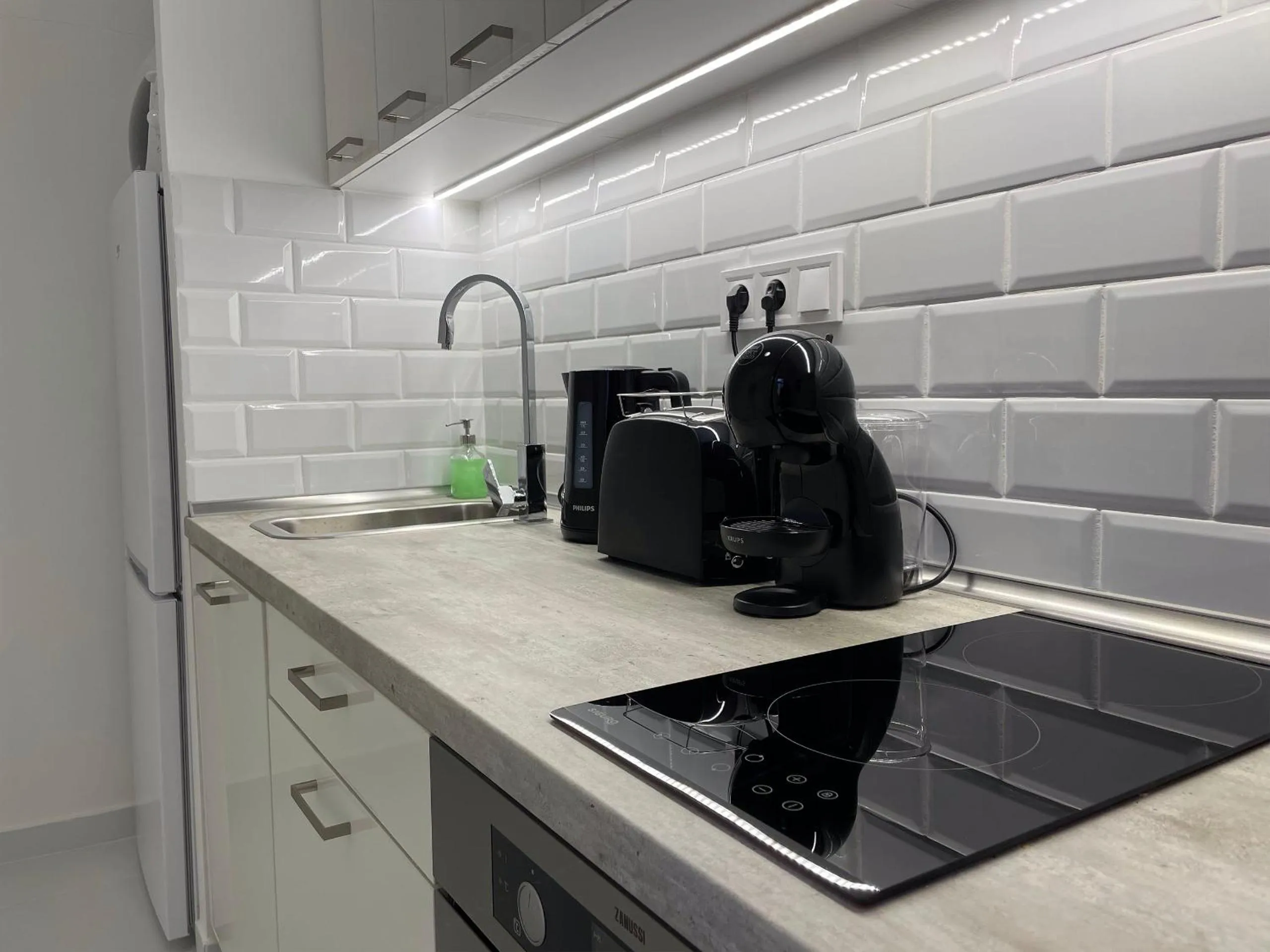 Coffee/tea facilities in Smart Hotel Budapest