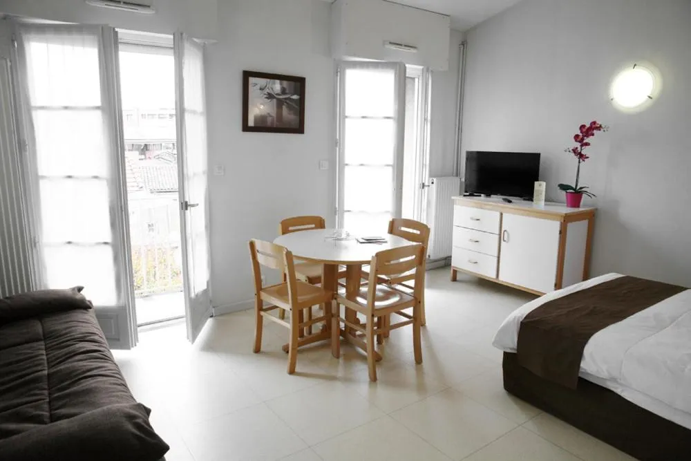 Bed in Résidences Guerlin