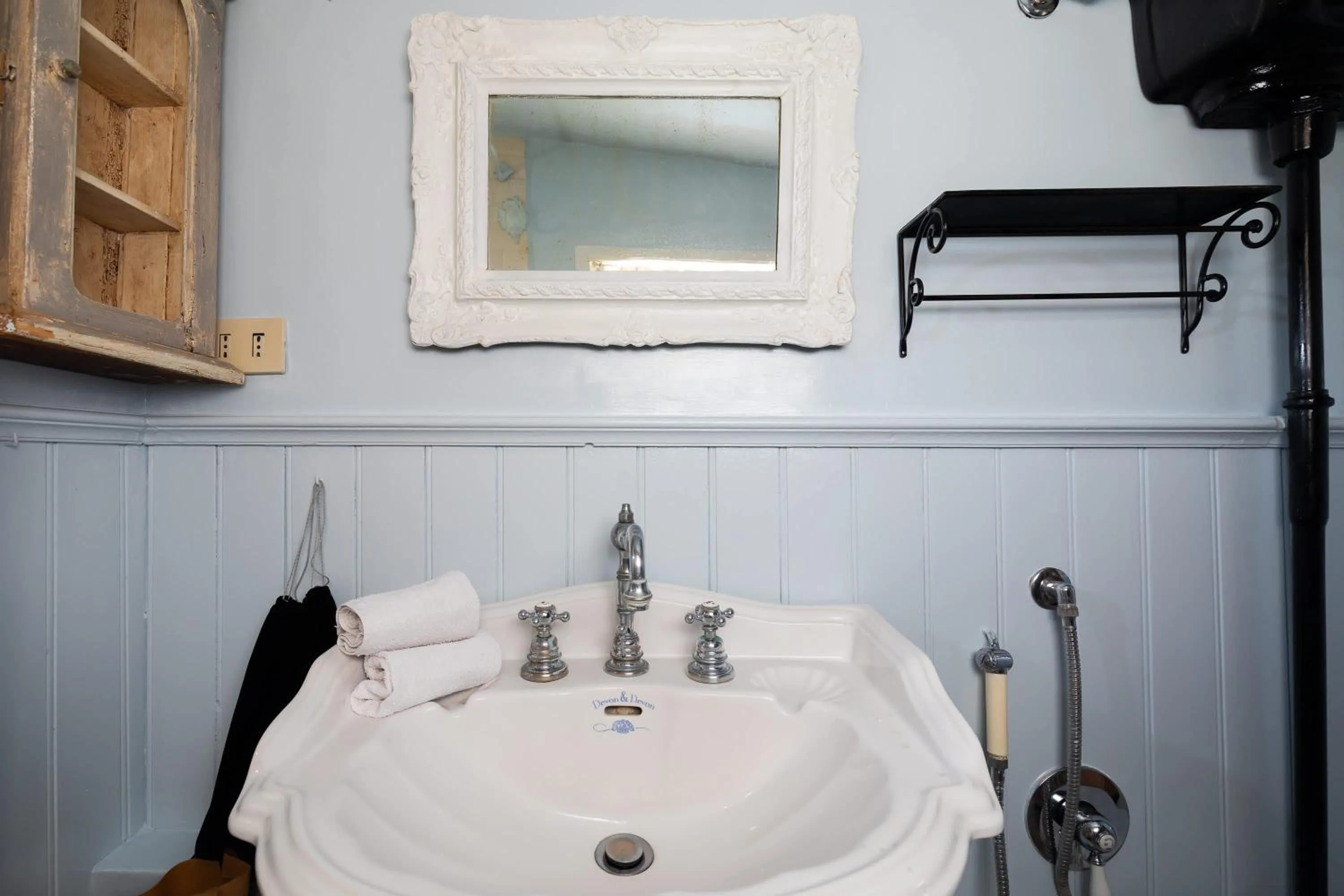 Scala Lovely Terrace Apartment