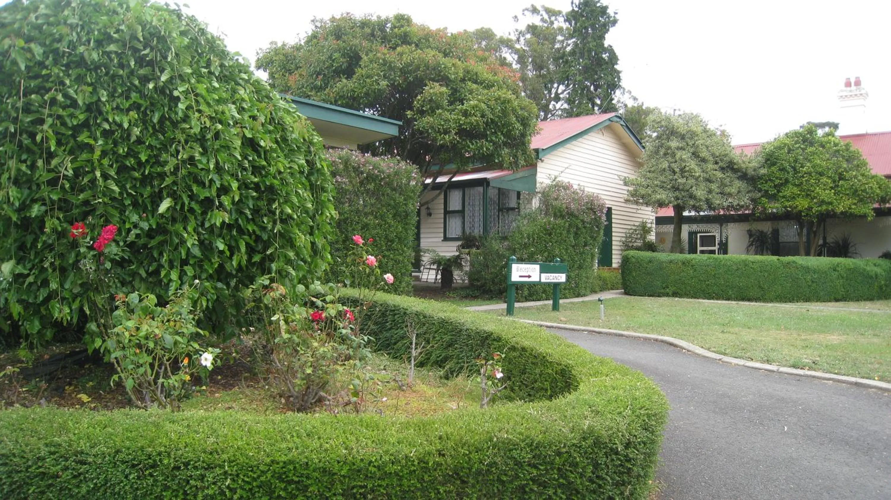 Facade/entrance in Daylesford Motor Inn Vic Pty Ltd