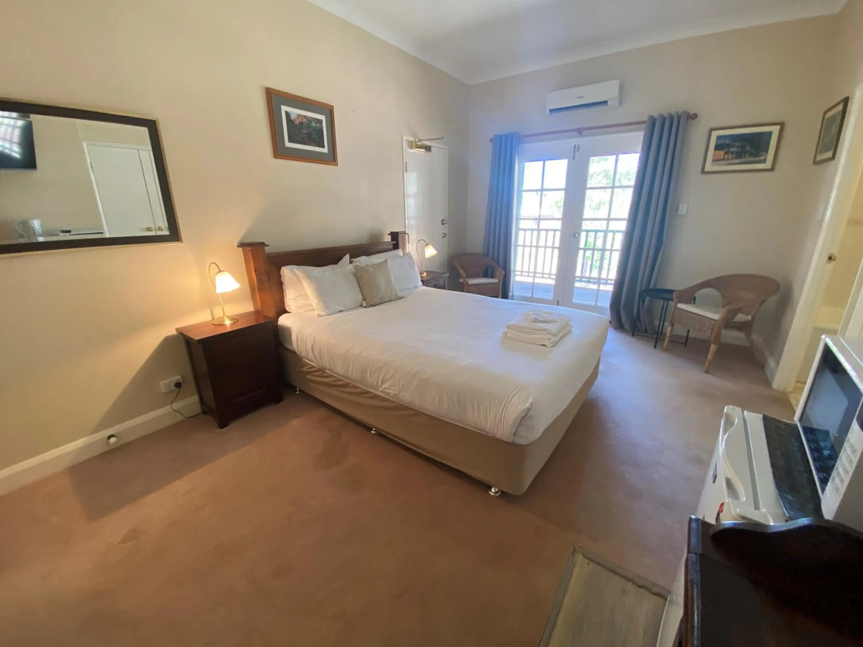 Bed in Settlers House York