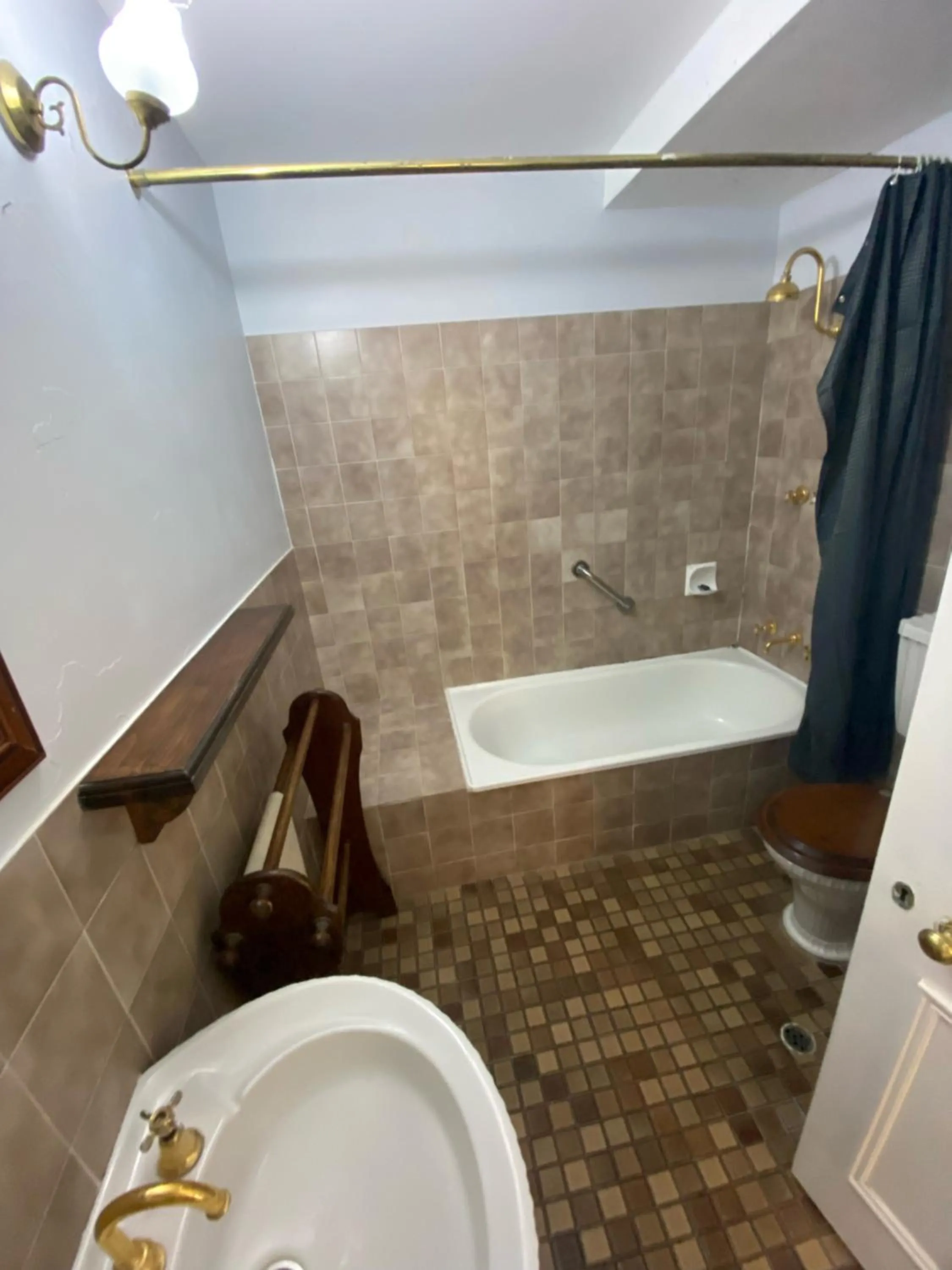 Toilet in Settlers House York