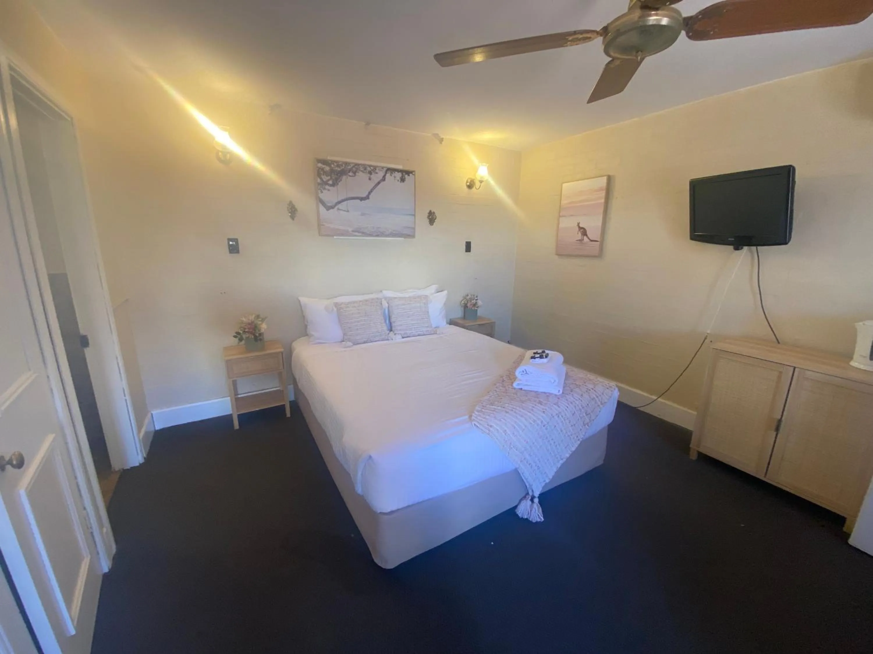 Bedroom, Bed in Settlers House York