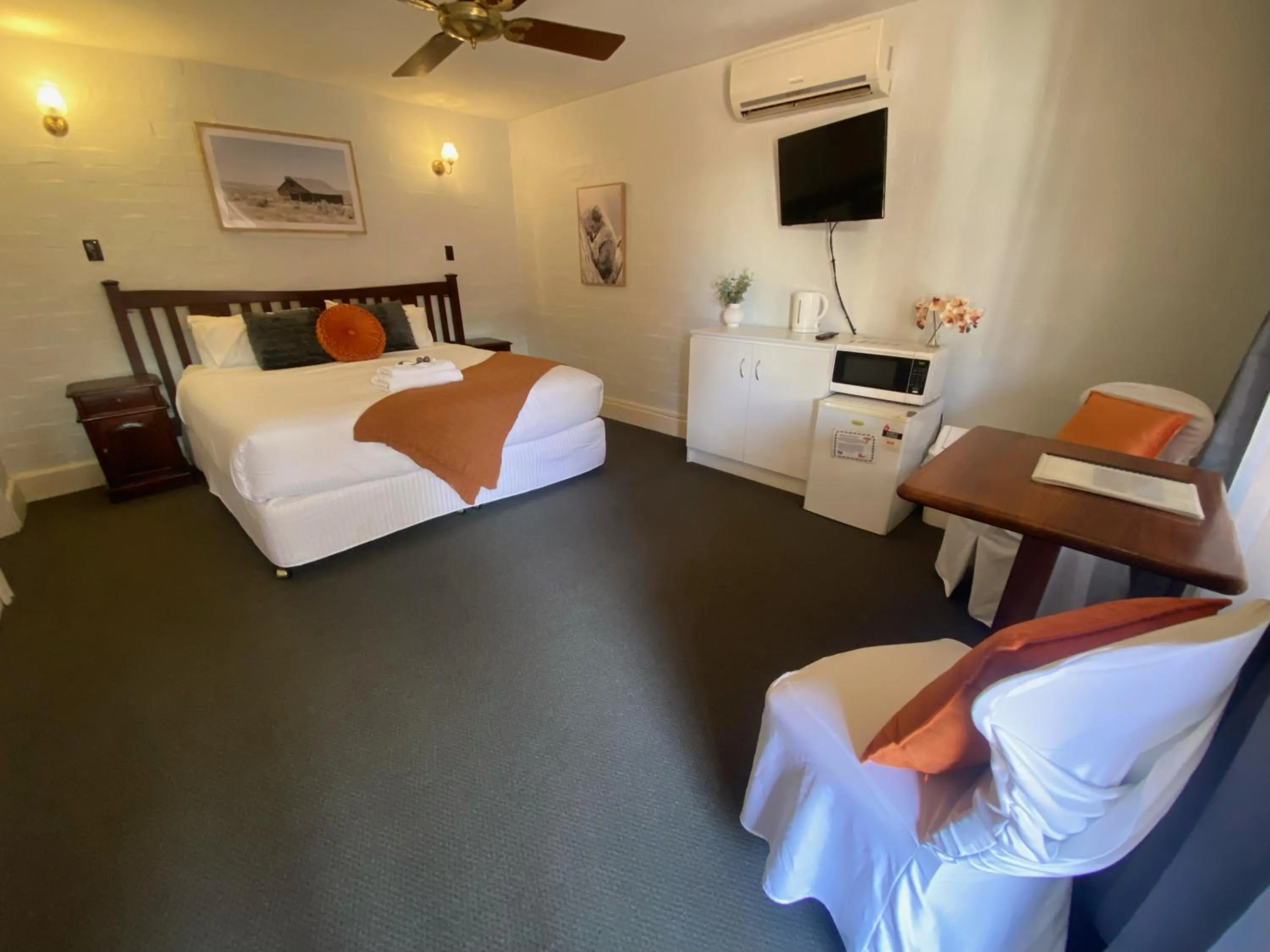 Bed in Settlers House York