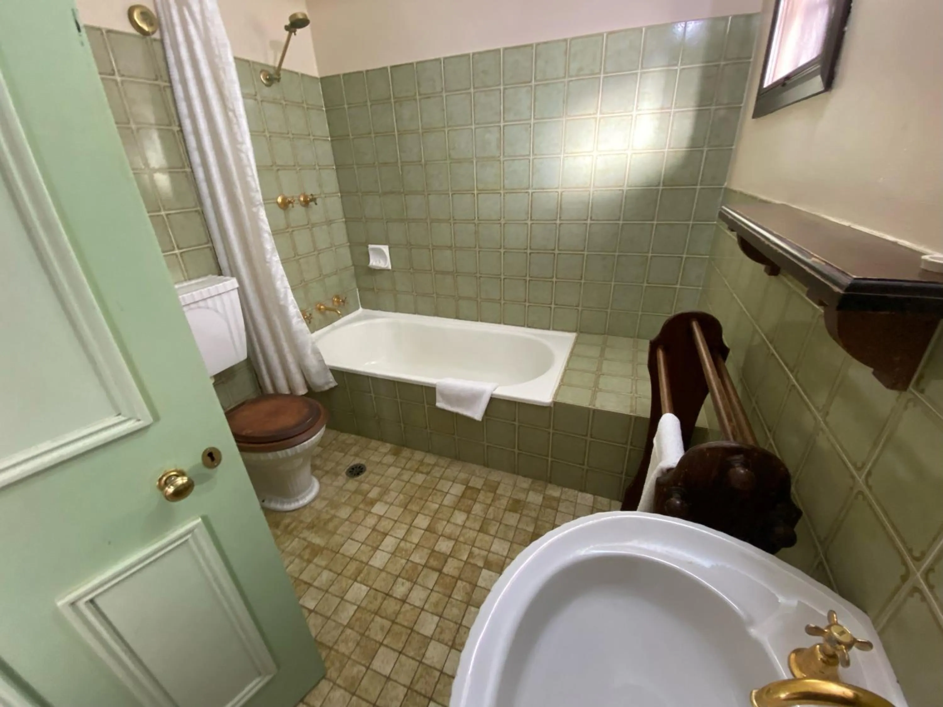 Bathroom in Settlers House York