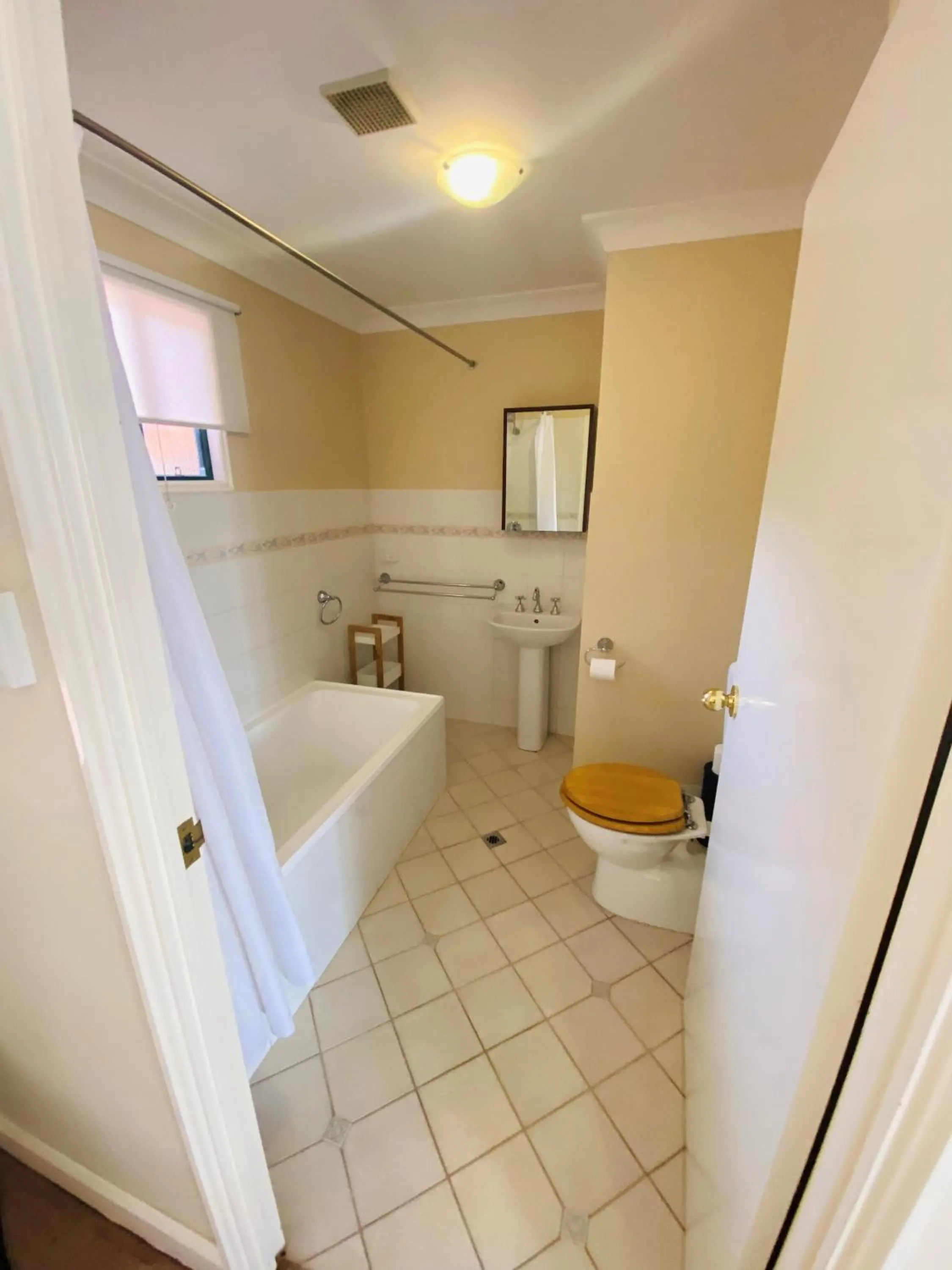 Bathroom in Settlers House York