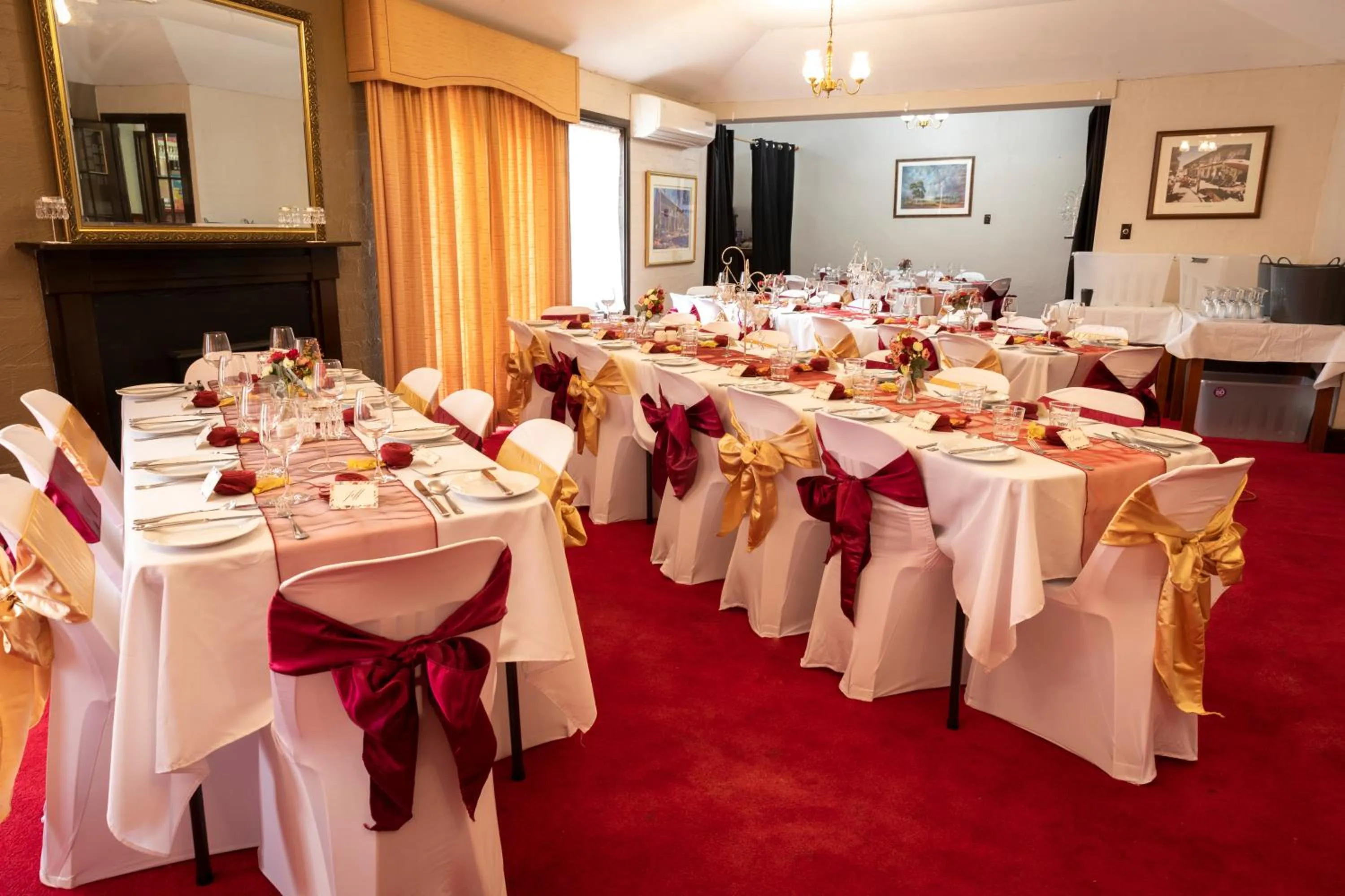 Restaurant/places to eat in Settlers House York