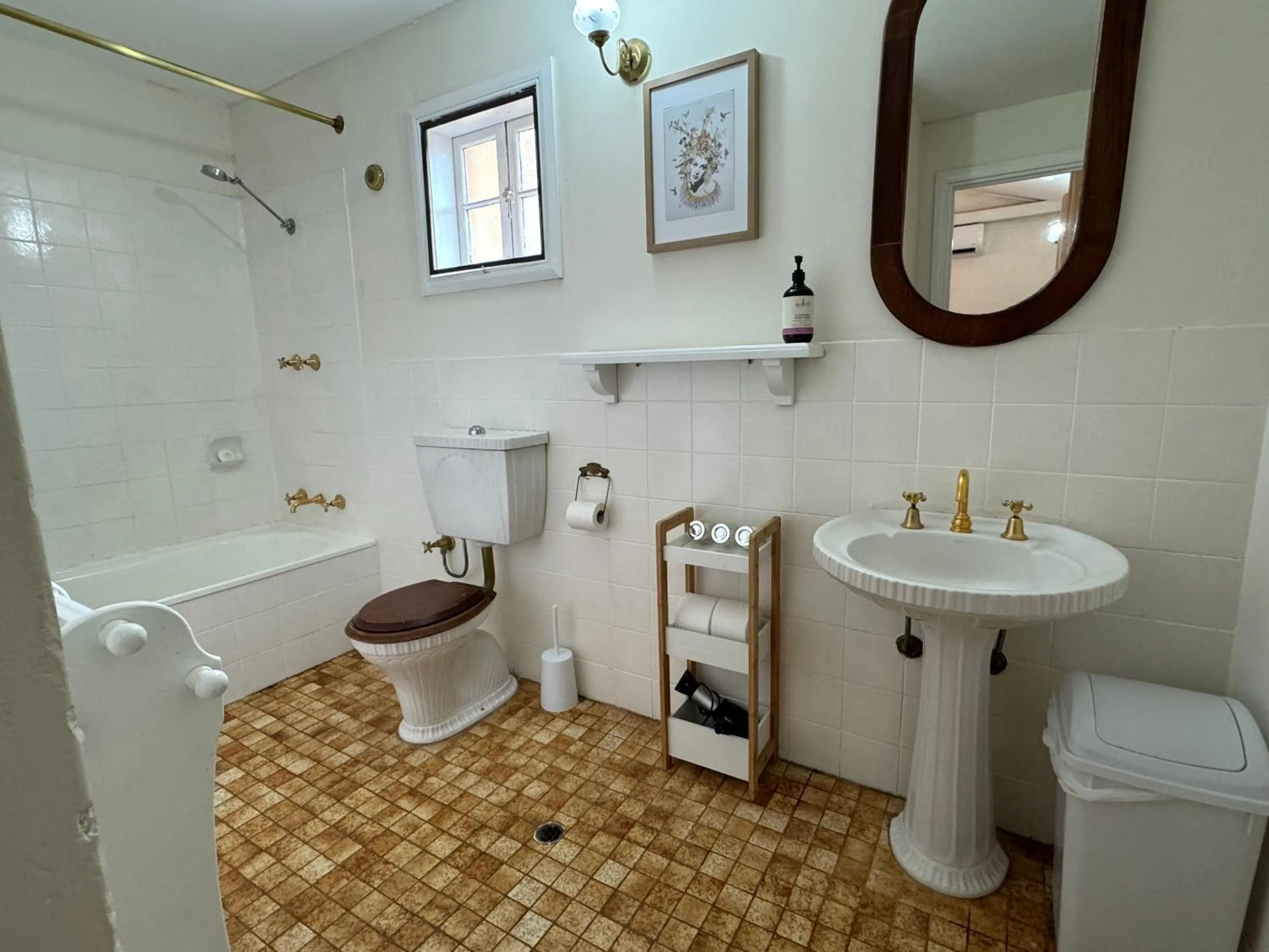 Shower in Settlers House York