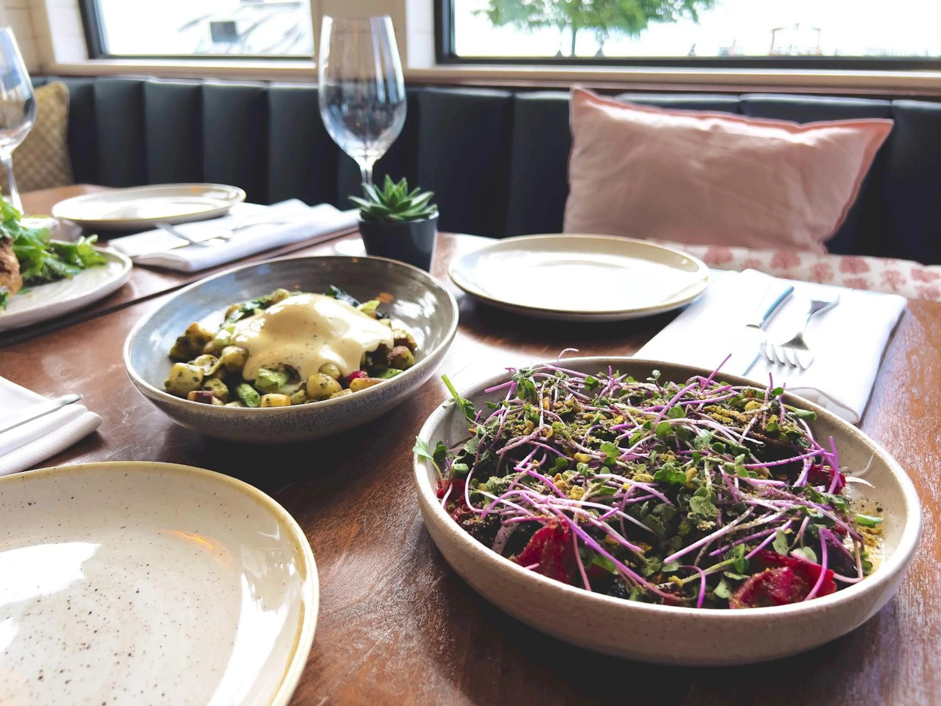 Food and drinks in Oceanside Villas