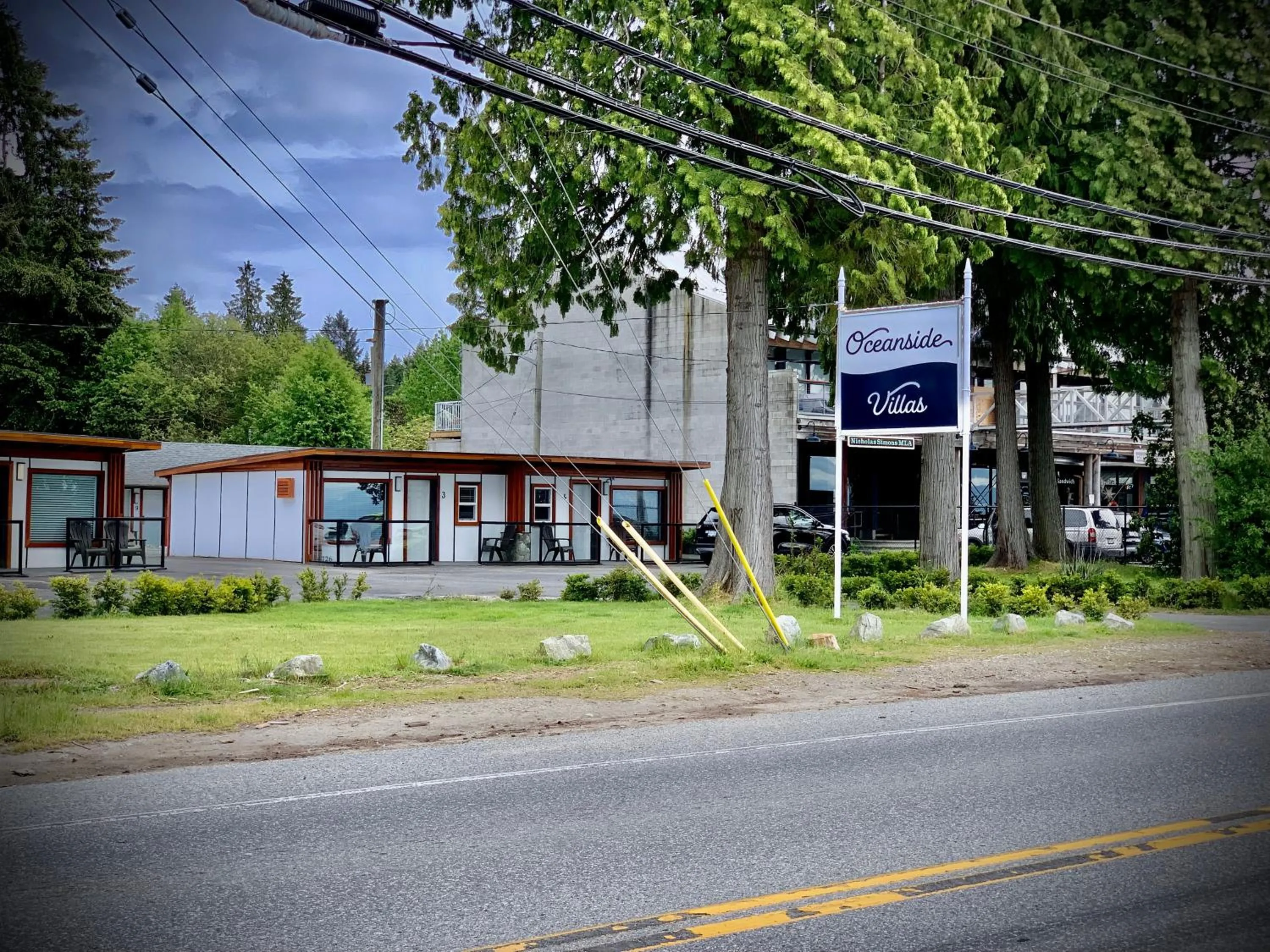 Property building in Oceanside Villas