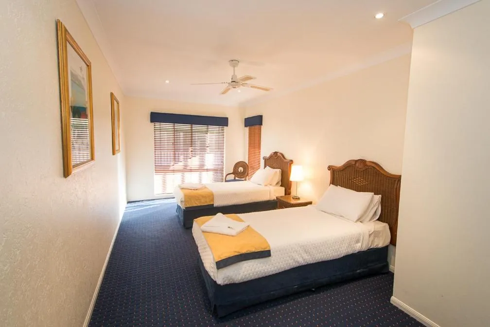 Bed in Tinaroo Lake Resort