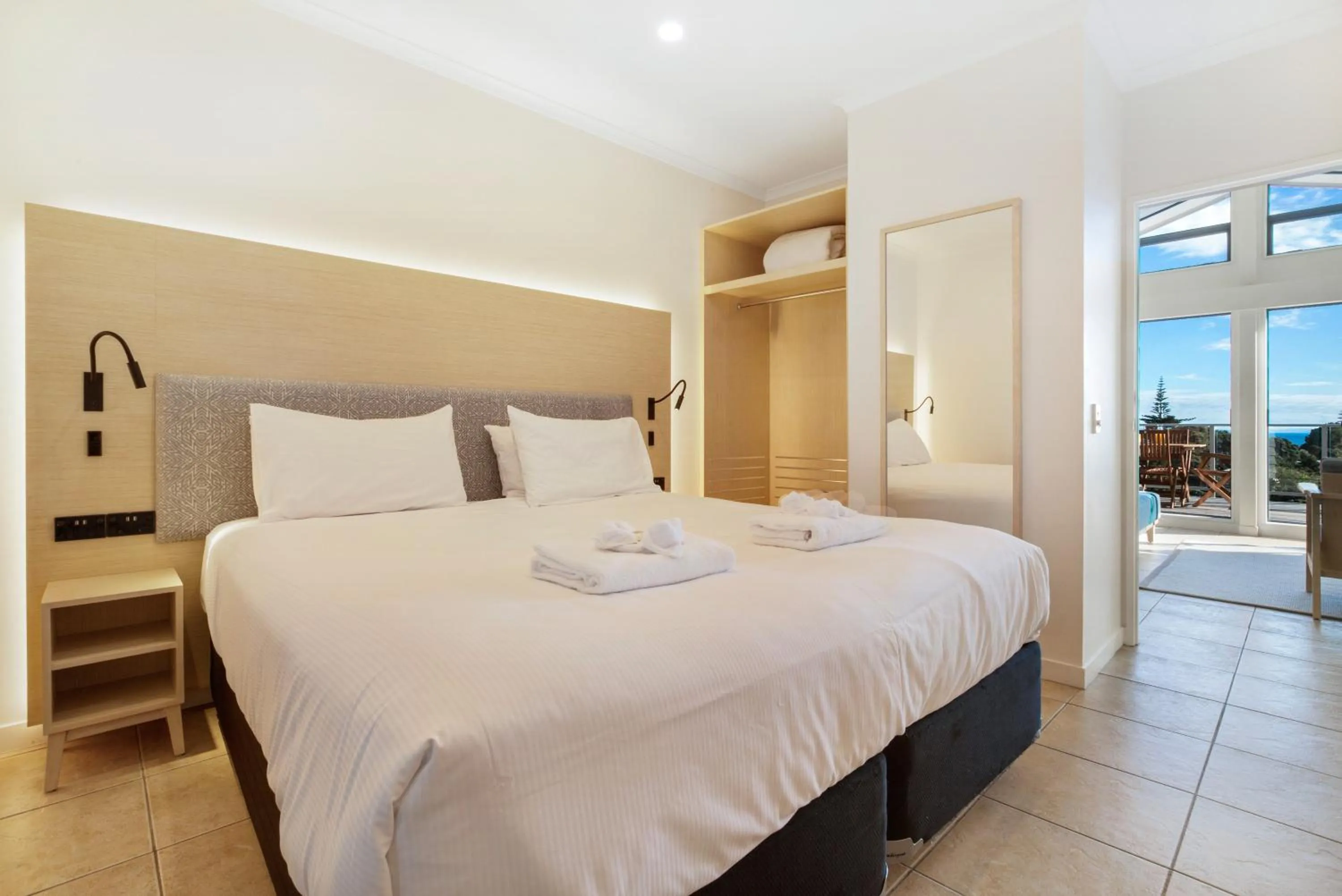 Bed in Waiheke Island Resort Conference & Accomodation Centre