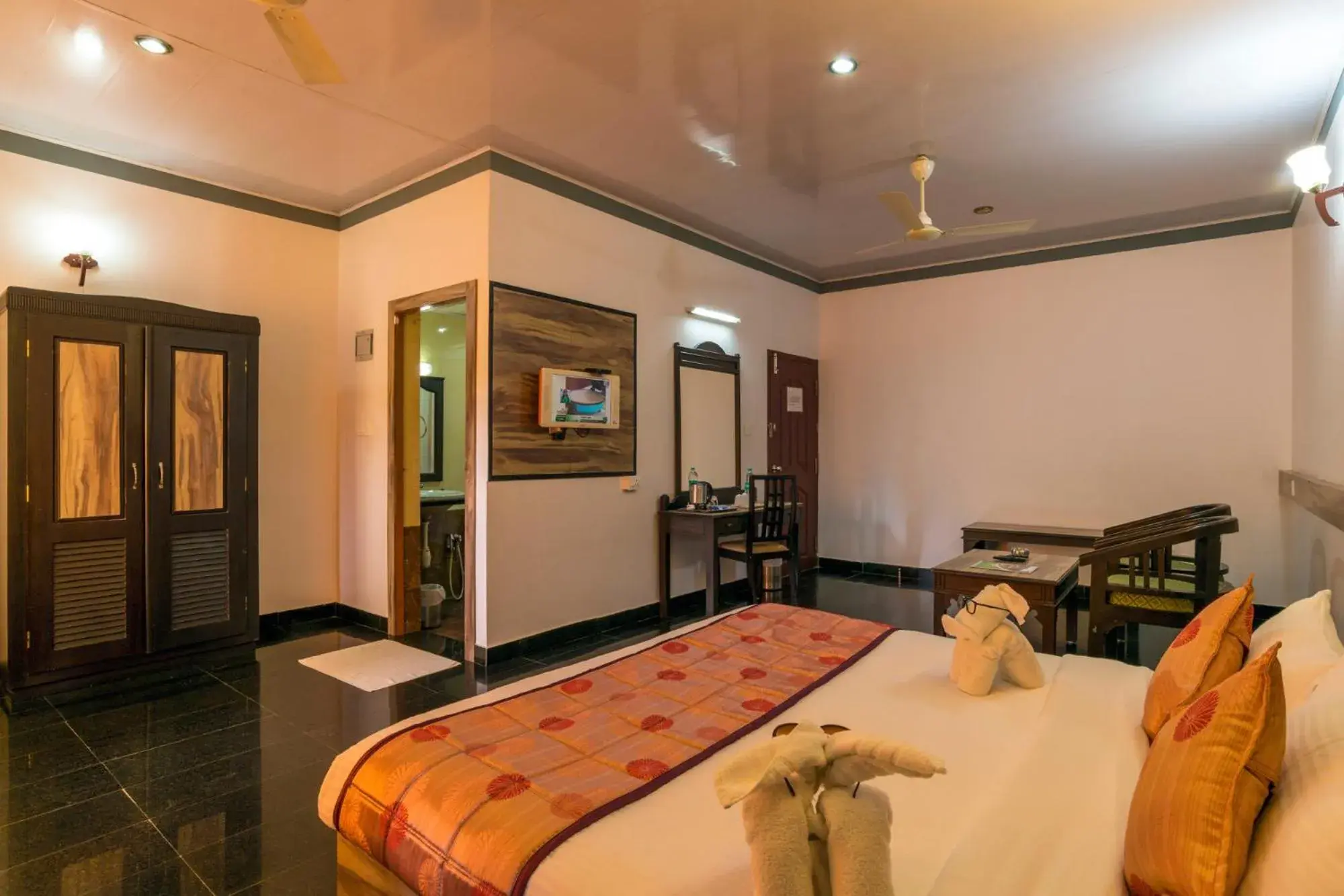 Green View Deluxe Non AC Room in Upavan Resort Green View Deluxe Non AC Room in Upavan Resort