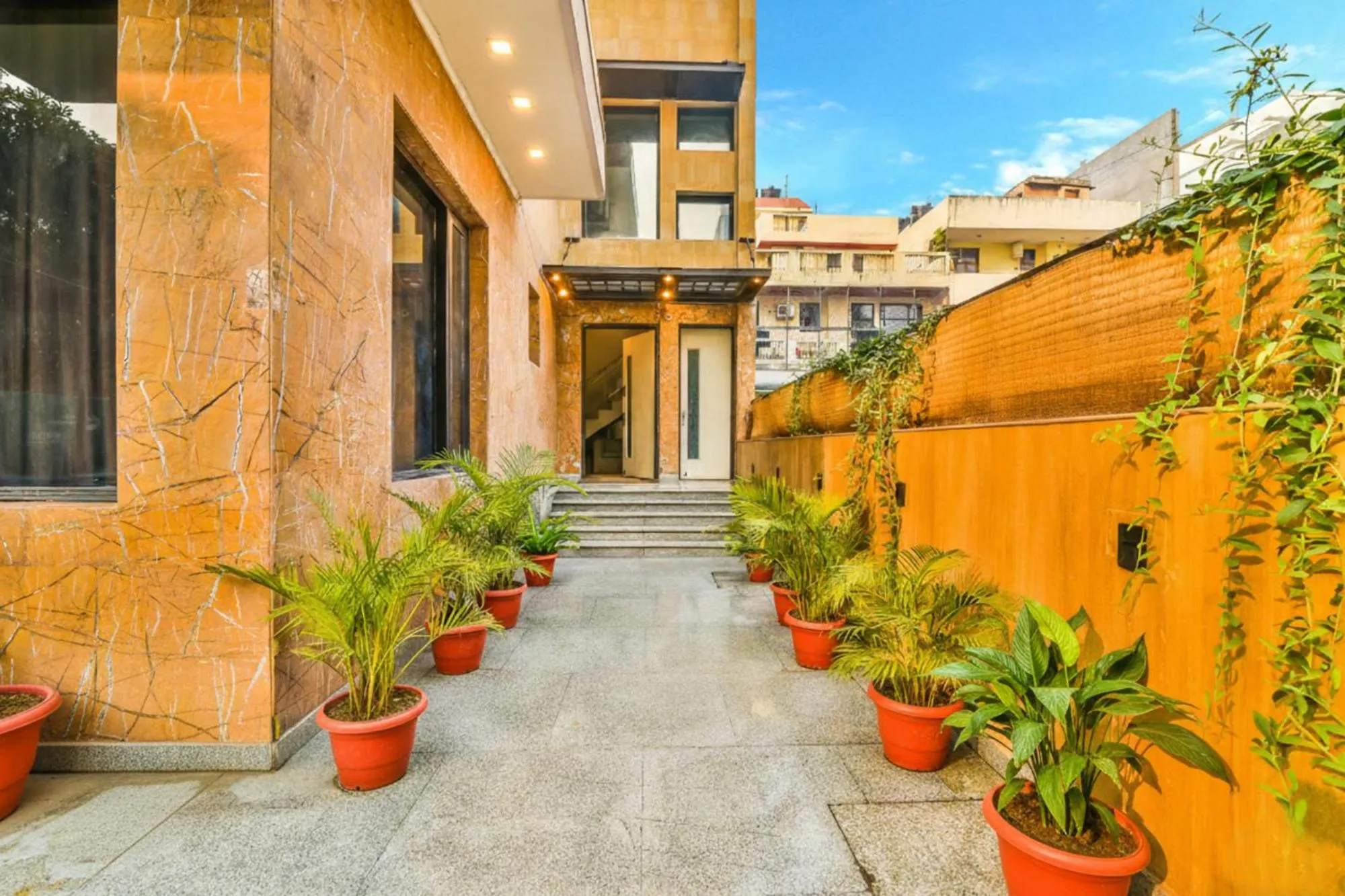 Property building in FabHotel Rallkmas Cyber City