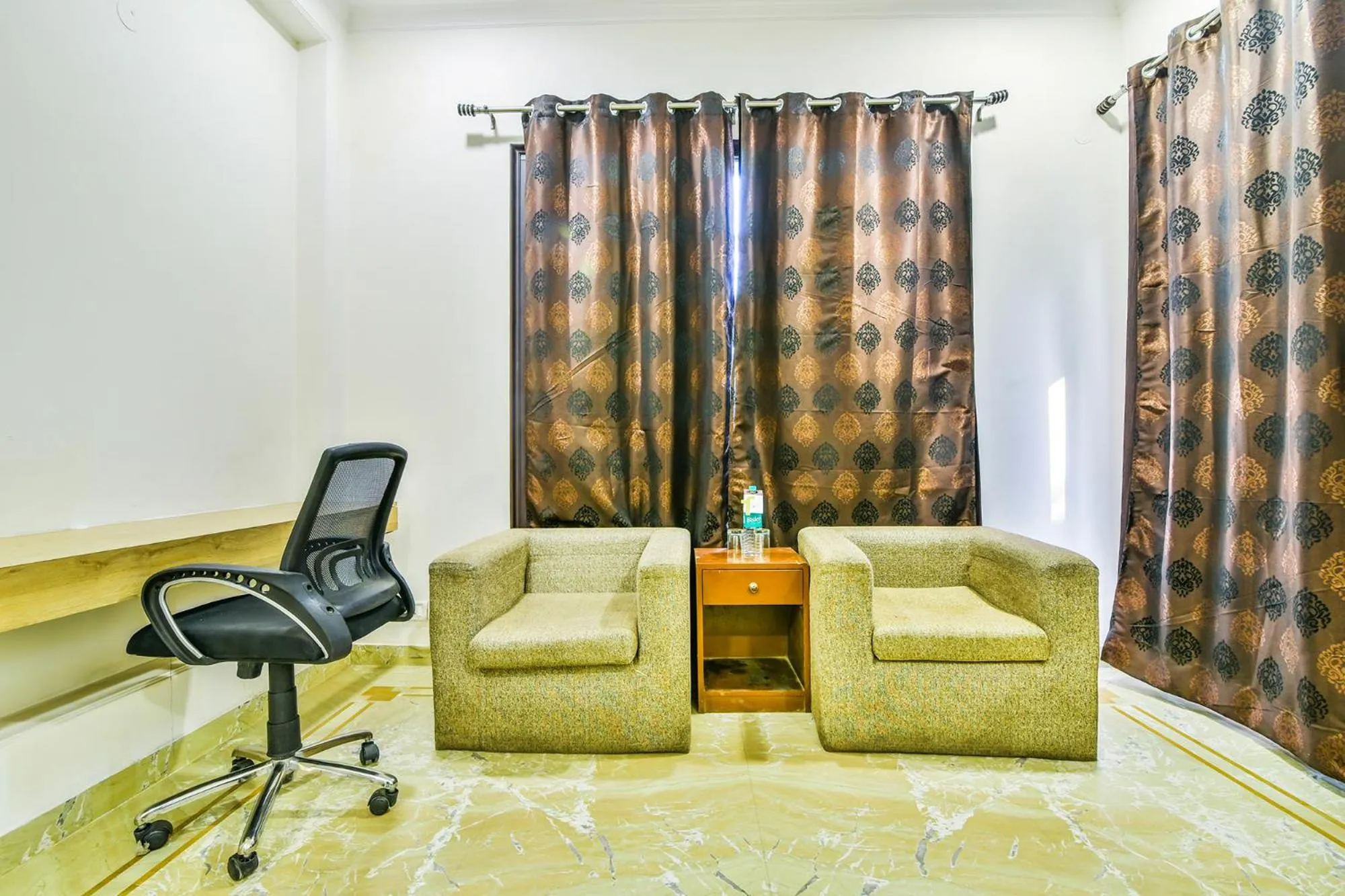 Living room in FabHotel Rallkmas Cyber City