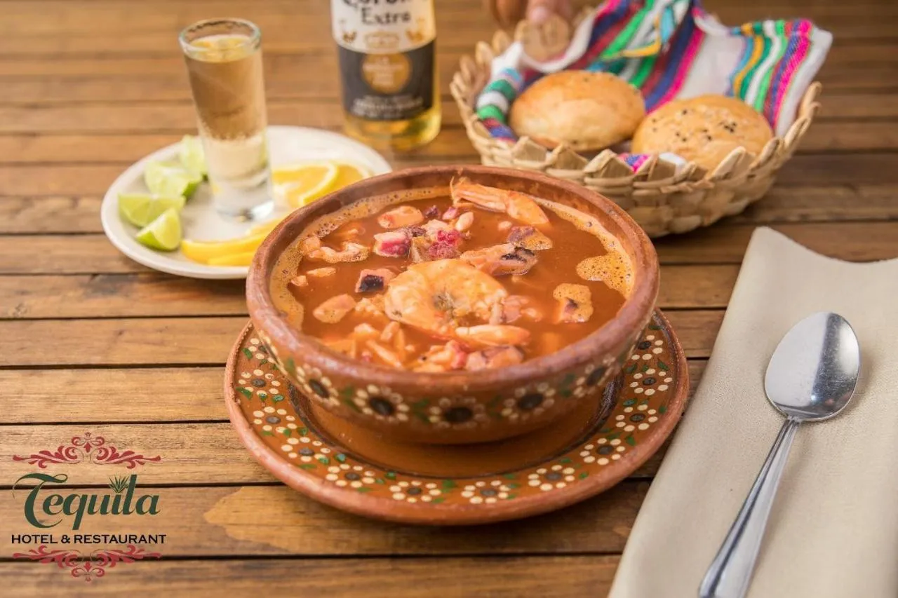 Restaurant/places to eat in HOTEL RESTAURANTE TEQUILA