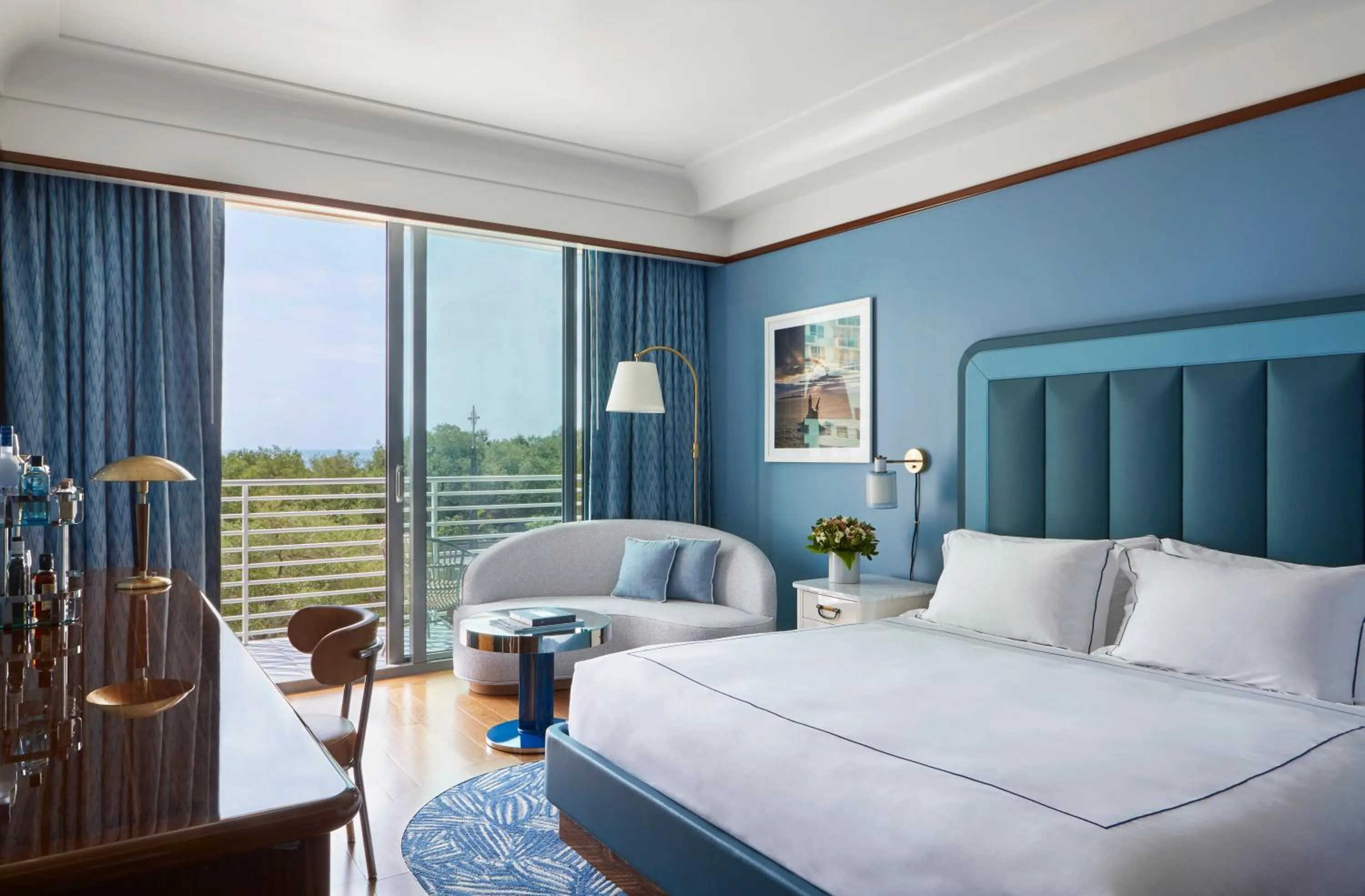 Bedroom, Bed in Mr. C Miami - Coconut Grove