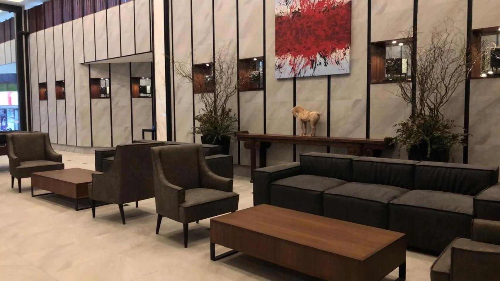 Lobby or reception in Marine Plaza Hotel Pattaya