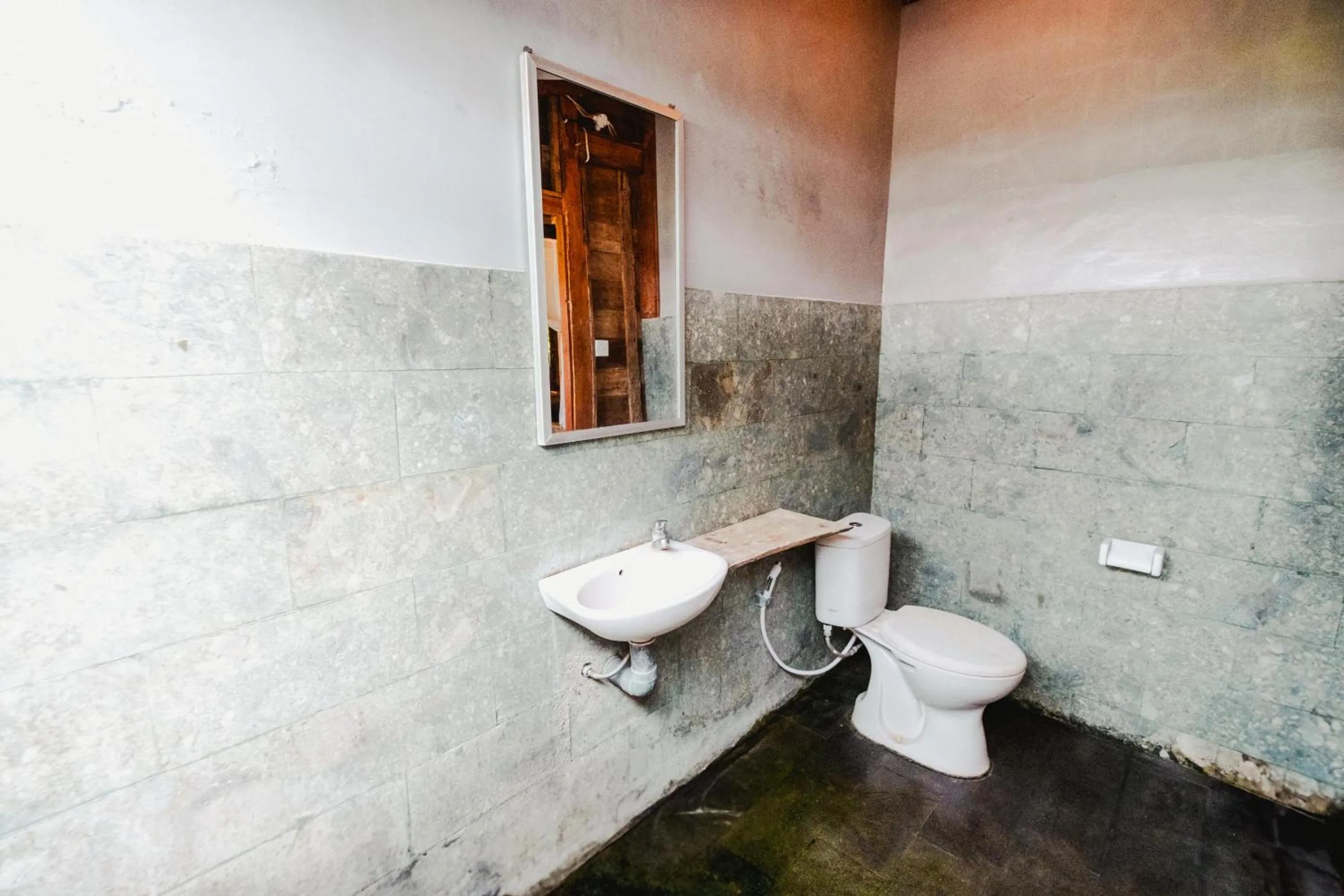 Shower in Cening Bagus Bungalow