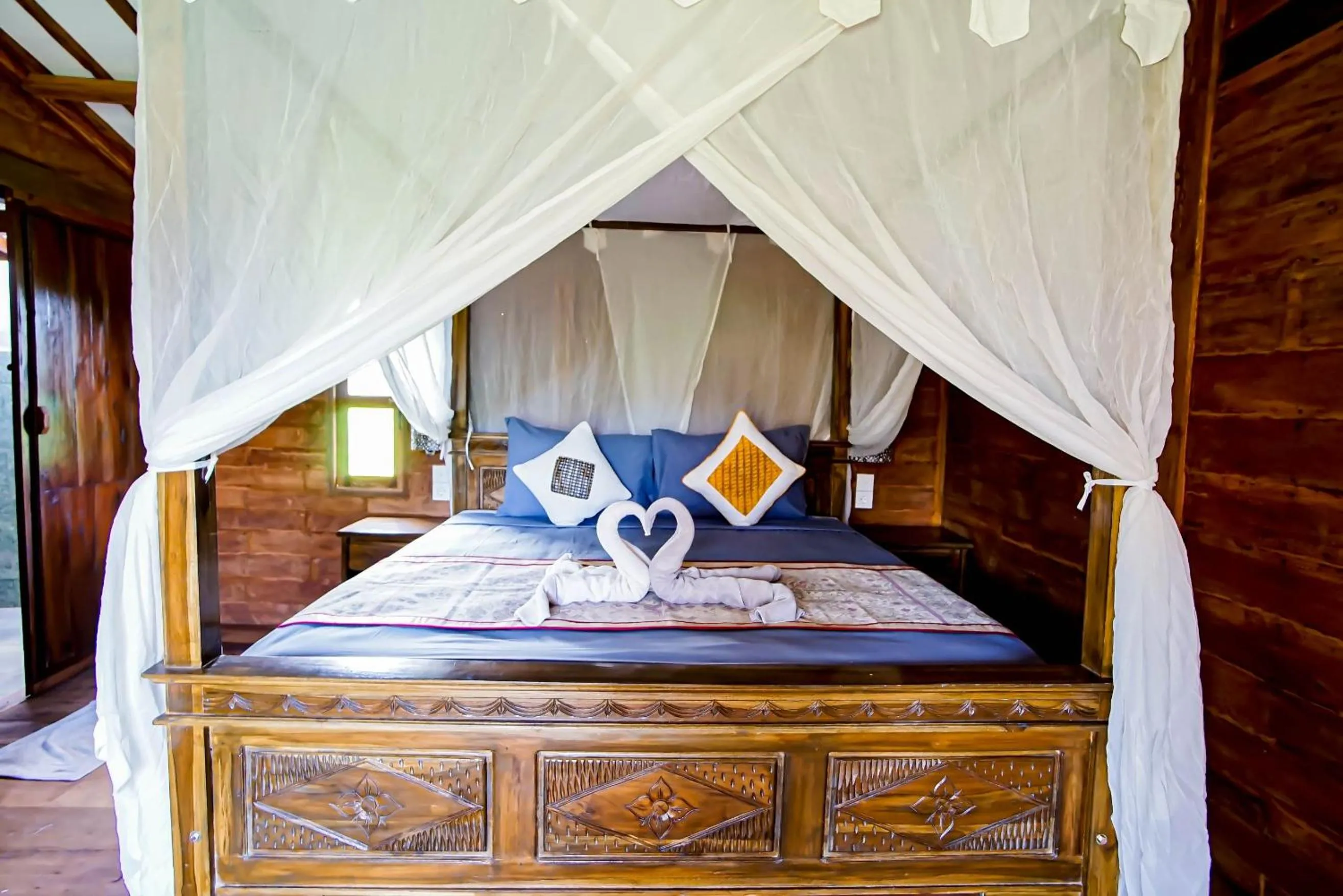 Photo of the whole room, Bed in Cening Bagus Bungalow