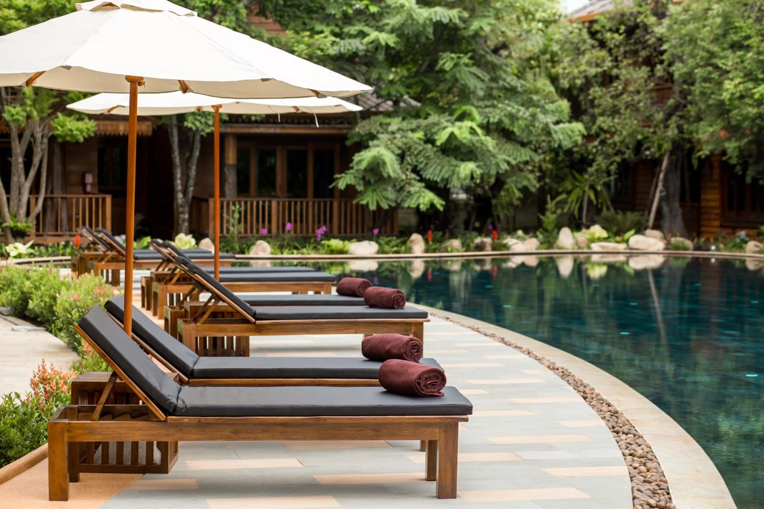 Swimming pool in WandaVista Resort Khum Wang Nuea Chiang Mai清迈万达文华酒店北国之宫