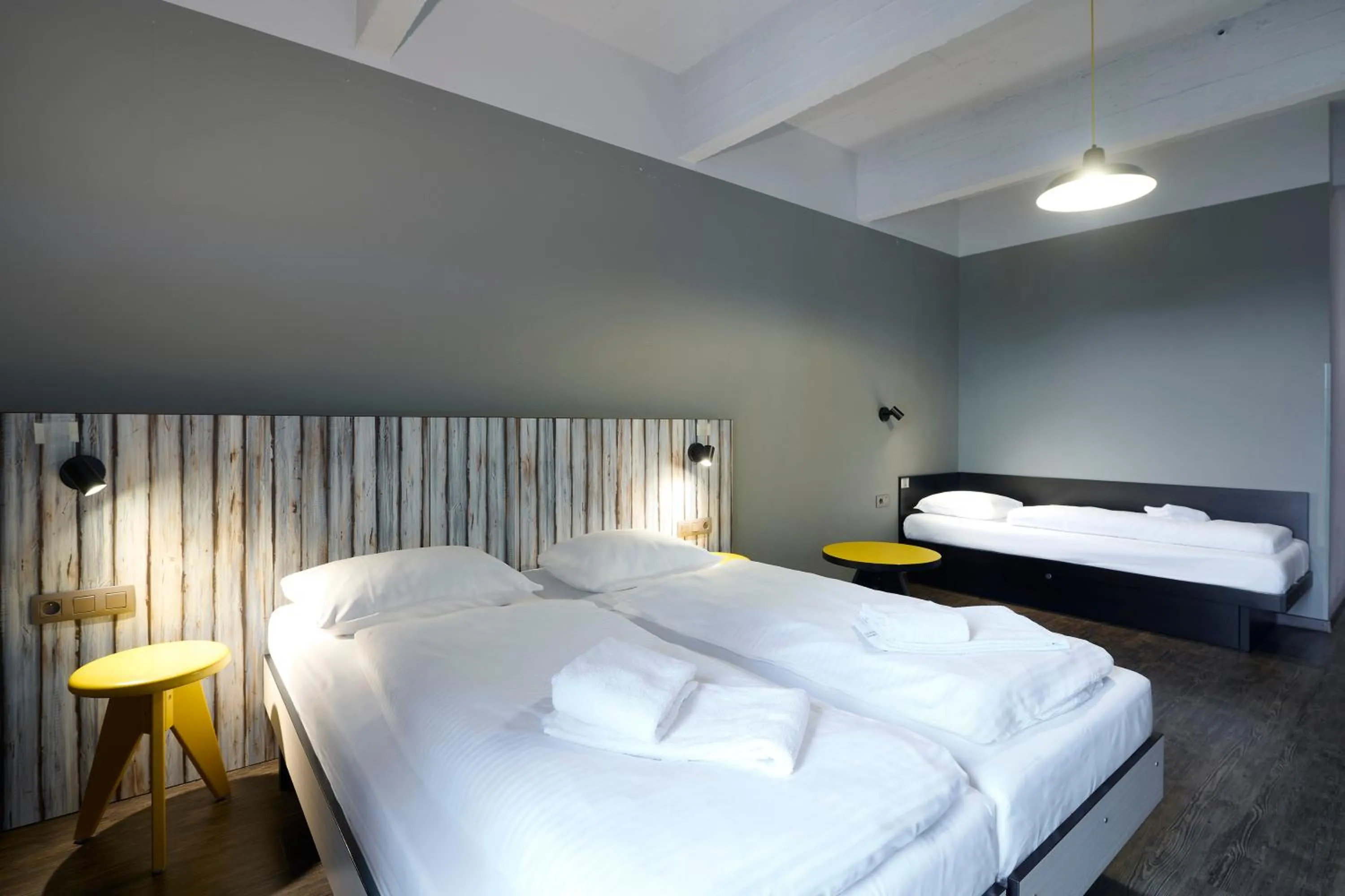 Bedroom, Bed in MEININGER Hotels Bruxelles City Center