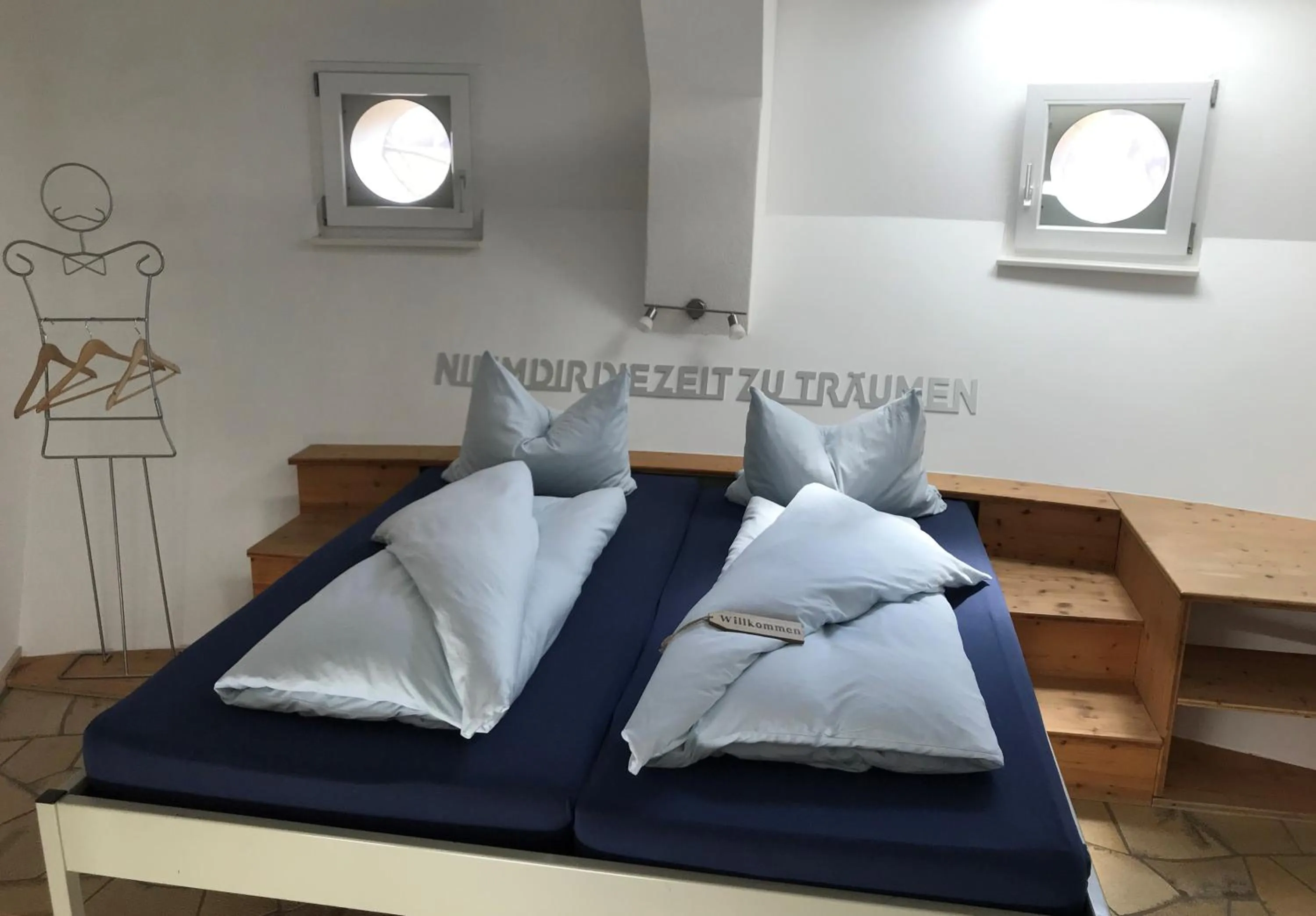 Bedroom, Bed in Bergwerksilo Herznach