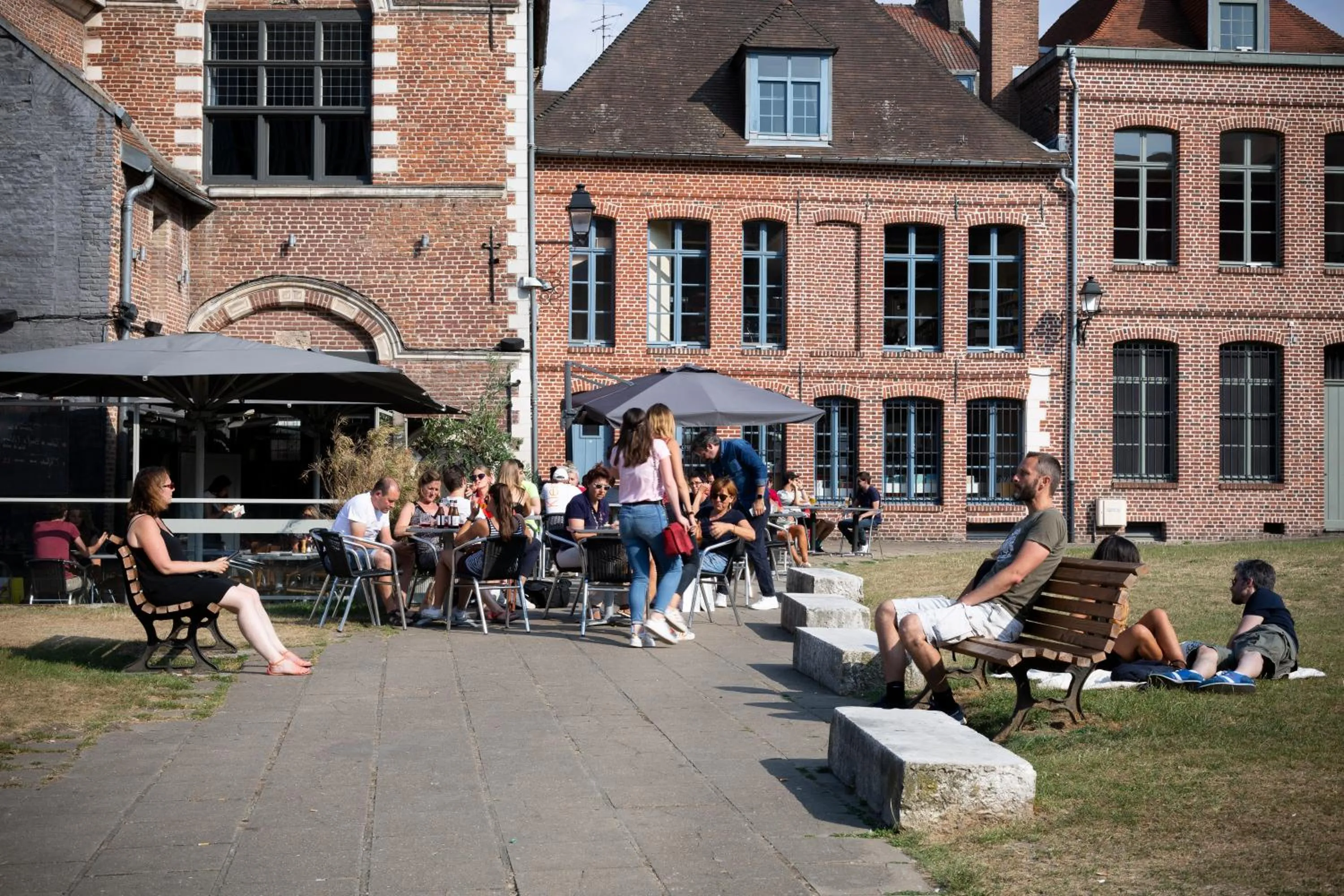 Restaurant/places to eat in The People - Lille