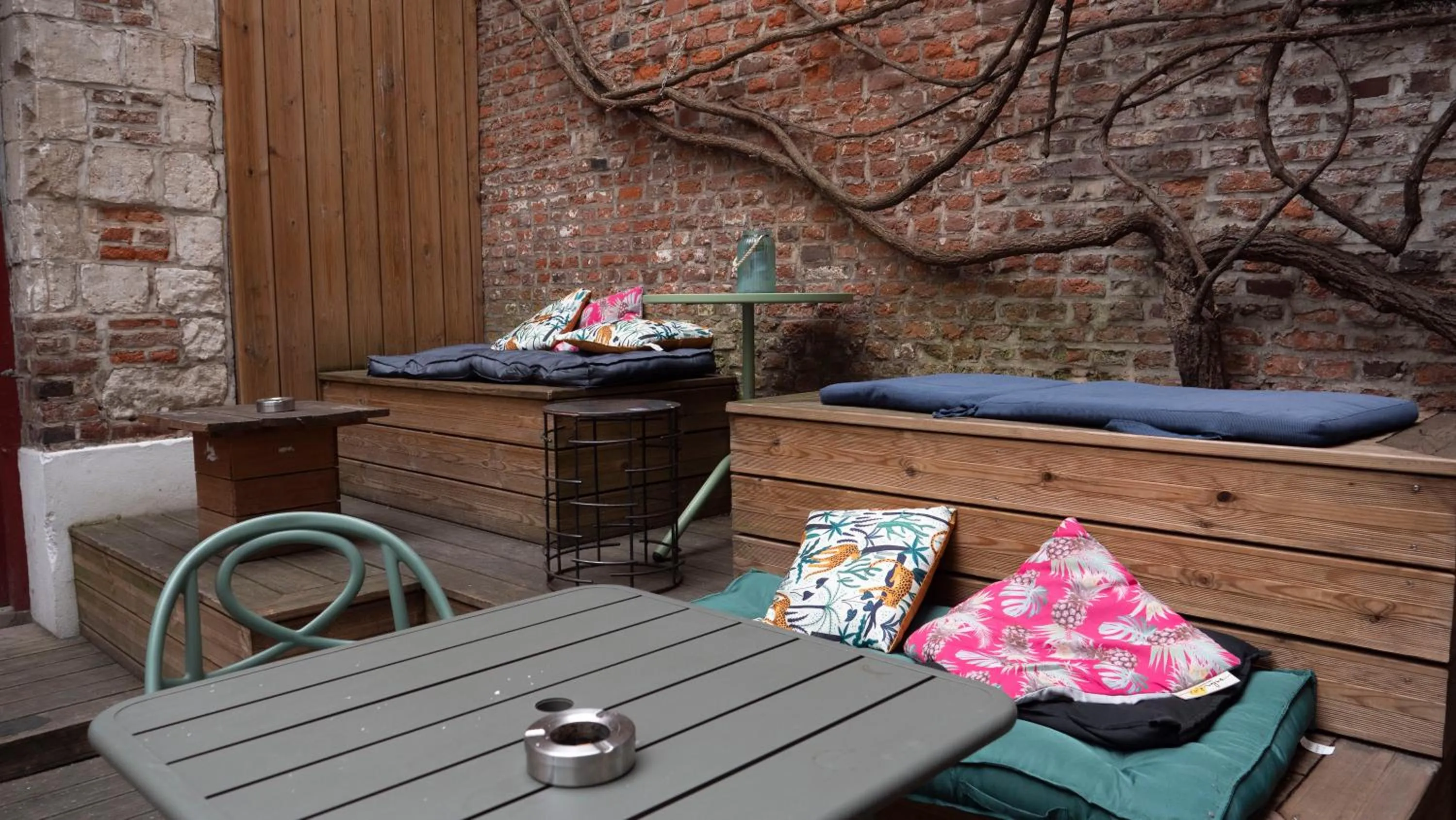 Patio in The People - Lille