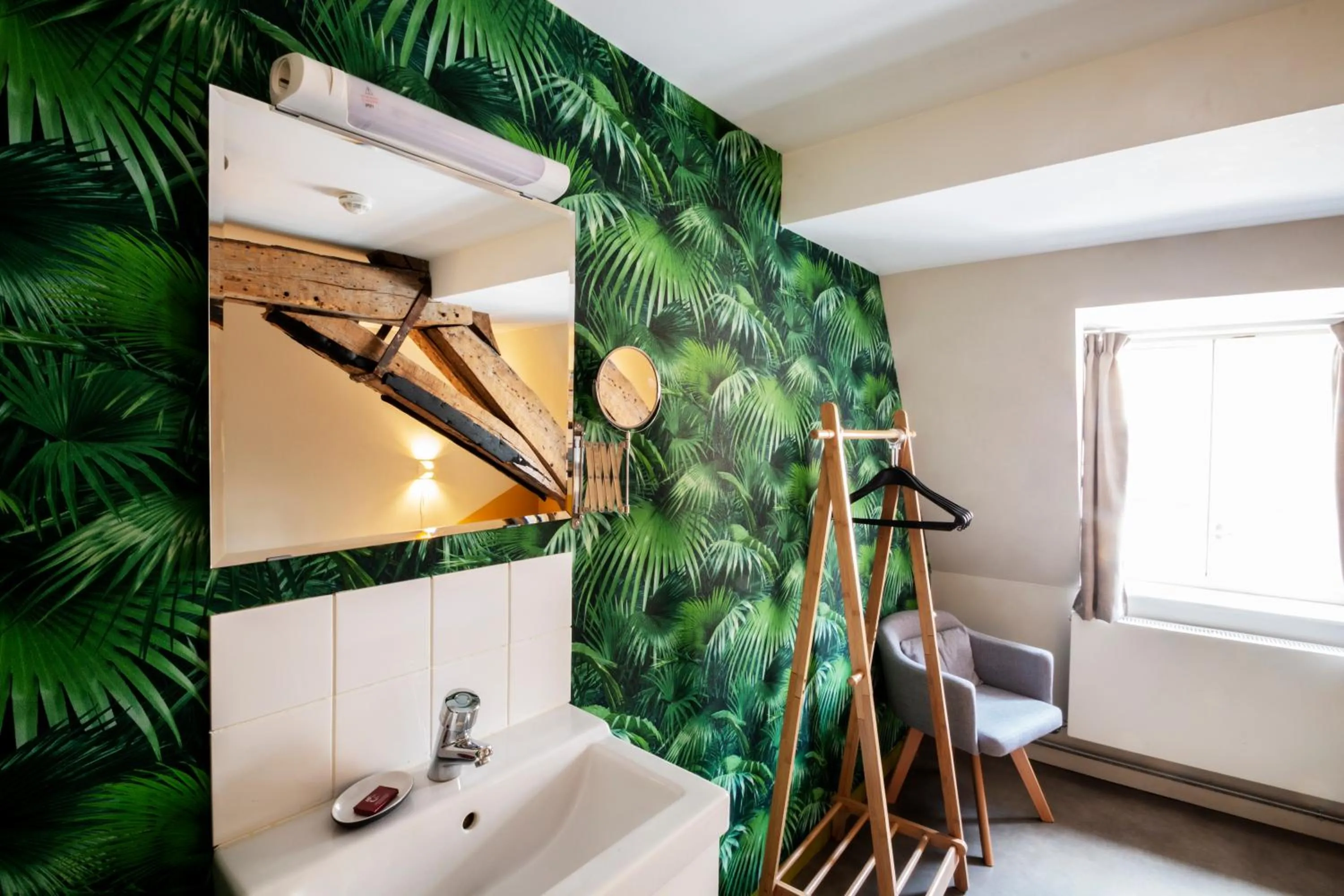 Bedroom in The People - Lille