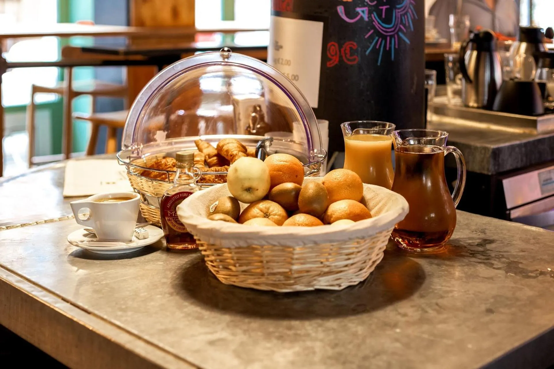 Coffee/tea facilities in The People - Lille