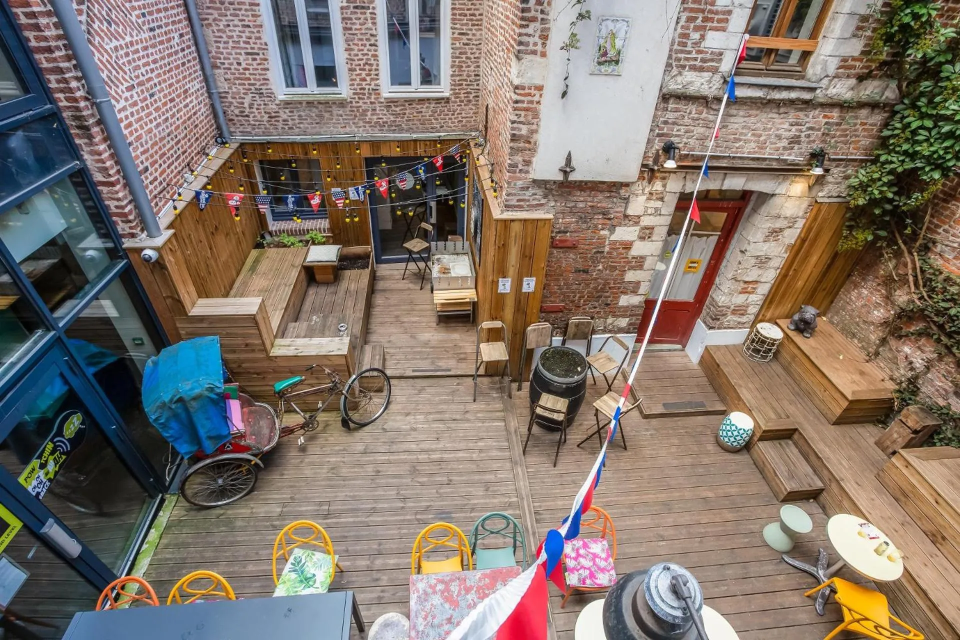 Patio in The People - Lille
