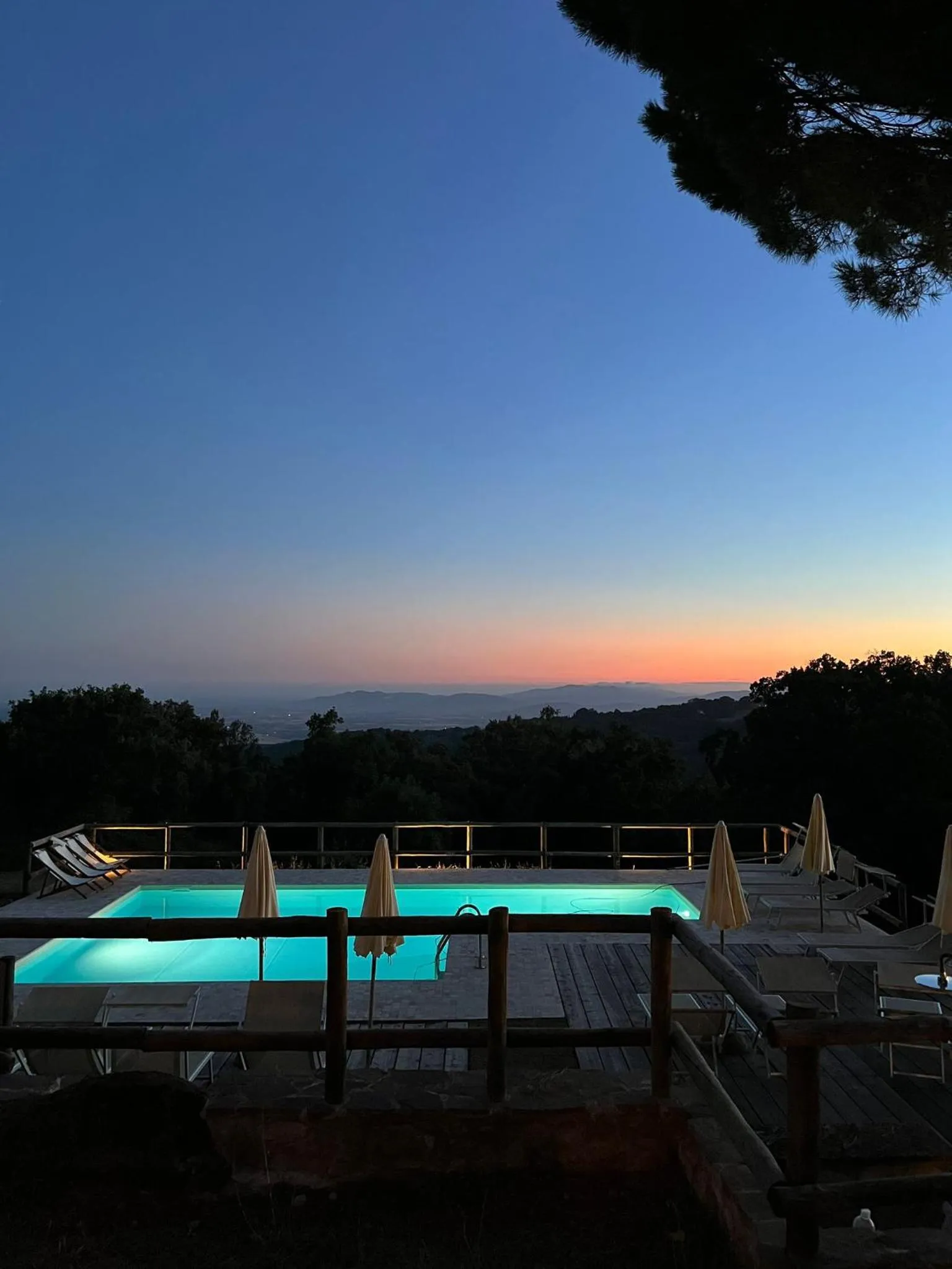 Natural landscape in B&B Podere Camaiano