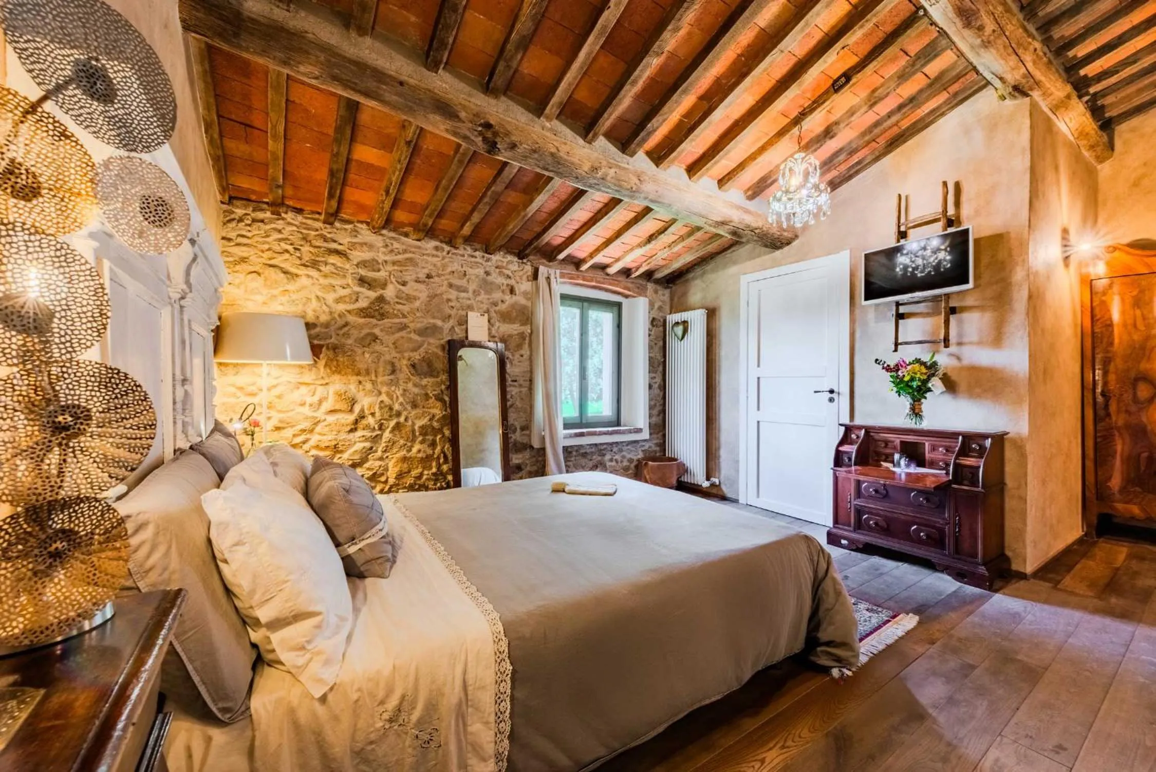Bed in B&B Podere Camaiano