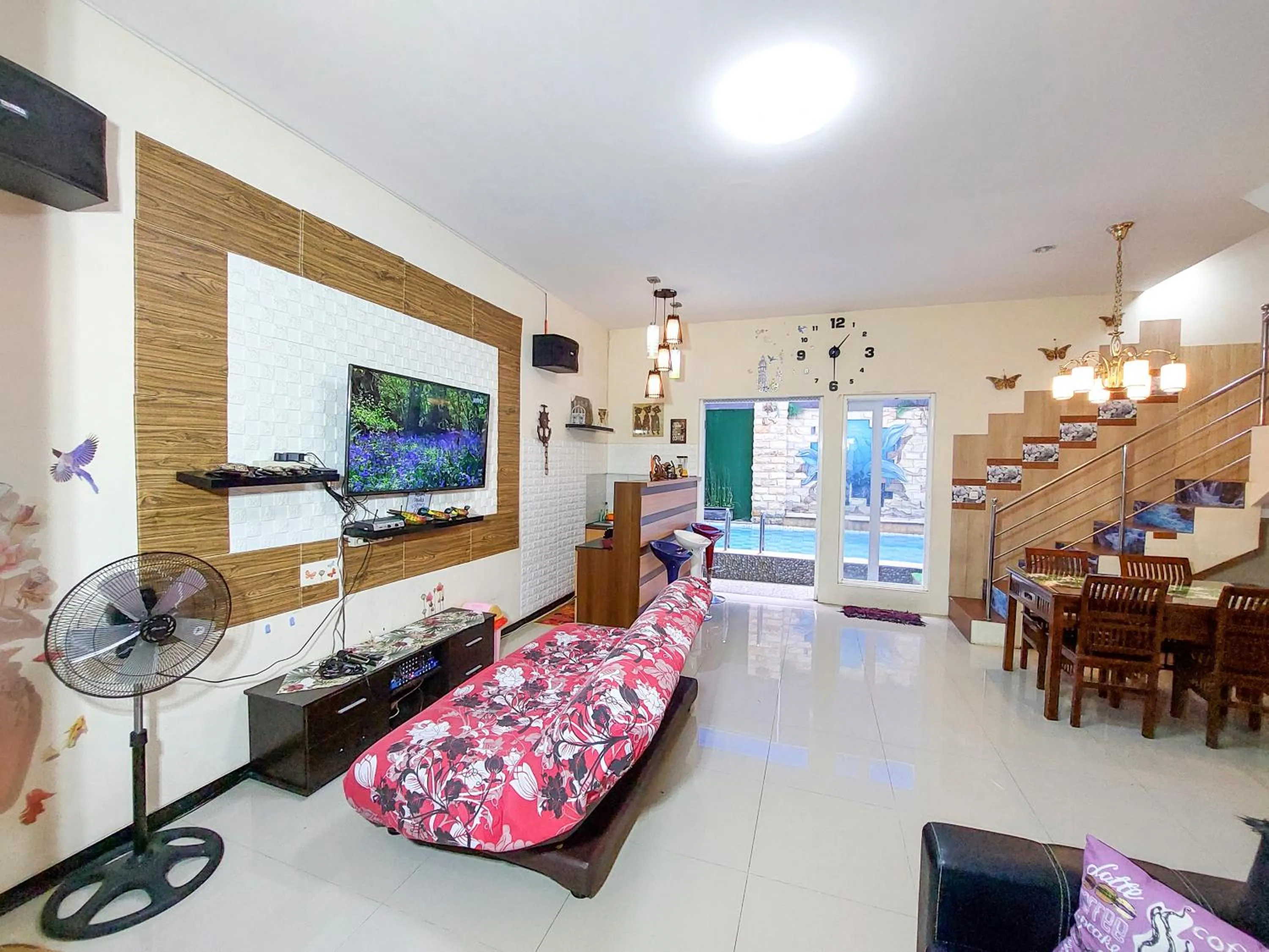 Property building in Rumah Kartika Batu