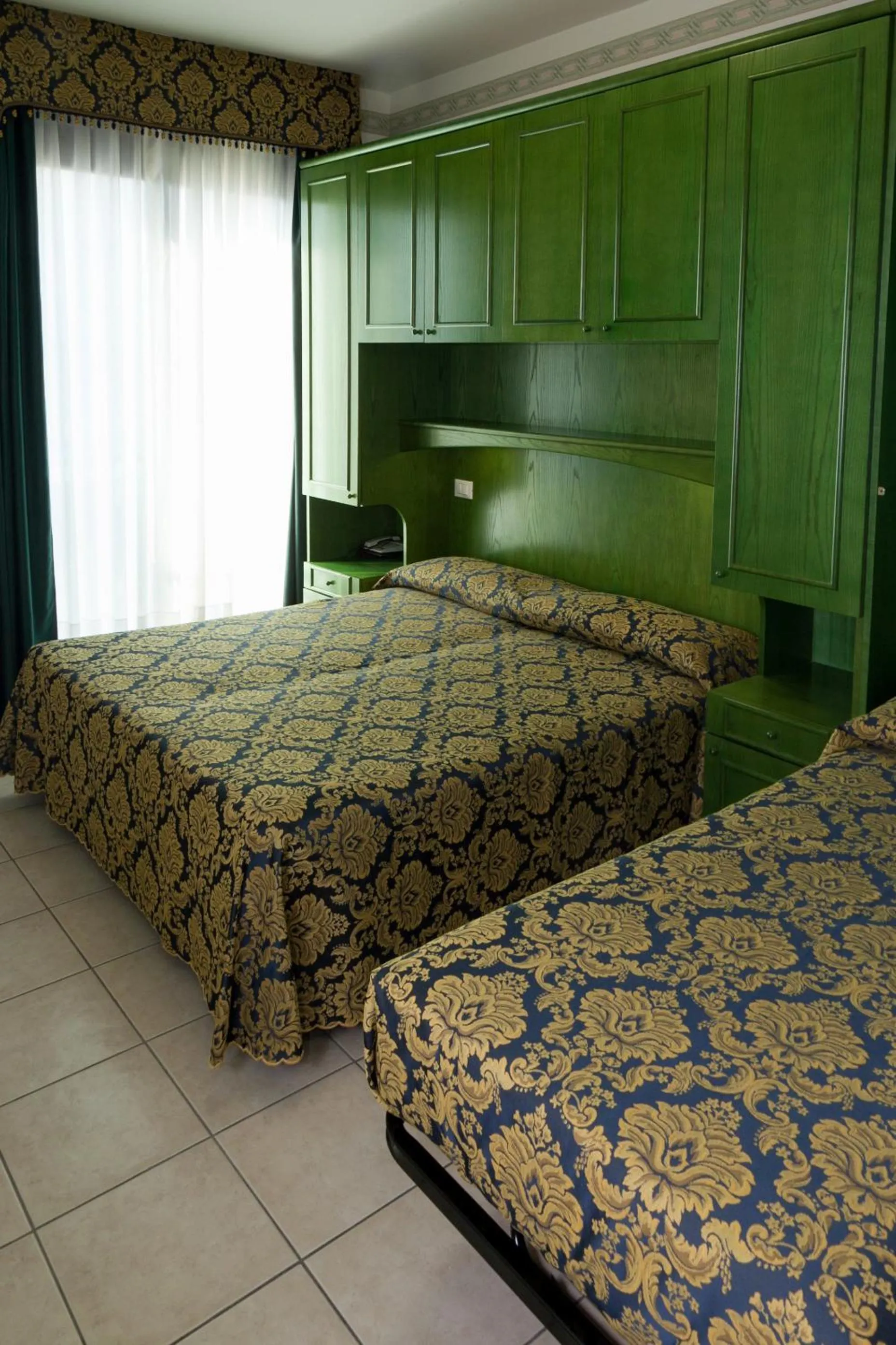 Bedroom, Bed in Hotel Garni San Carlo