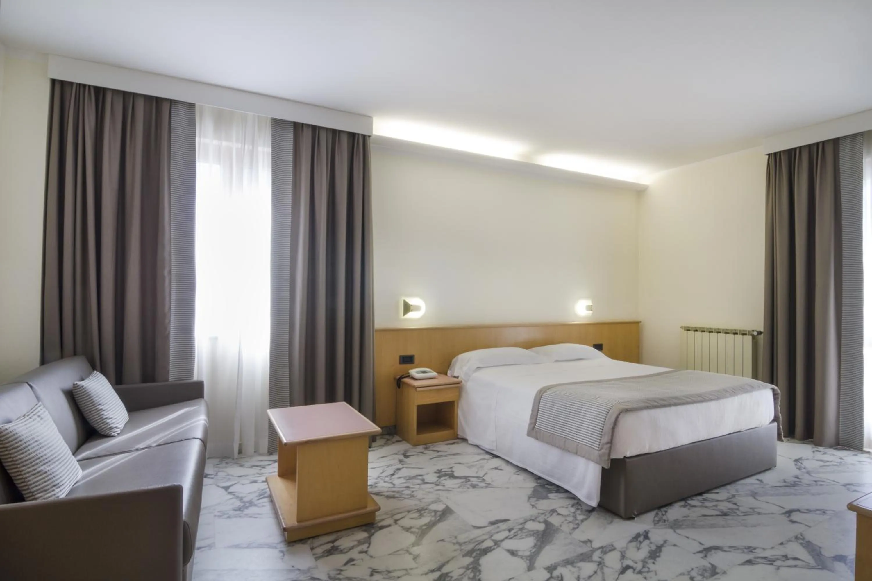 Photo of the whole room, Bed in Hotel Mistral