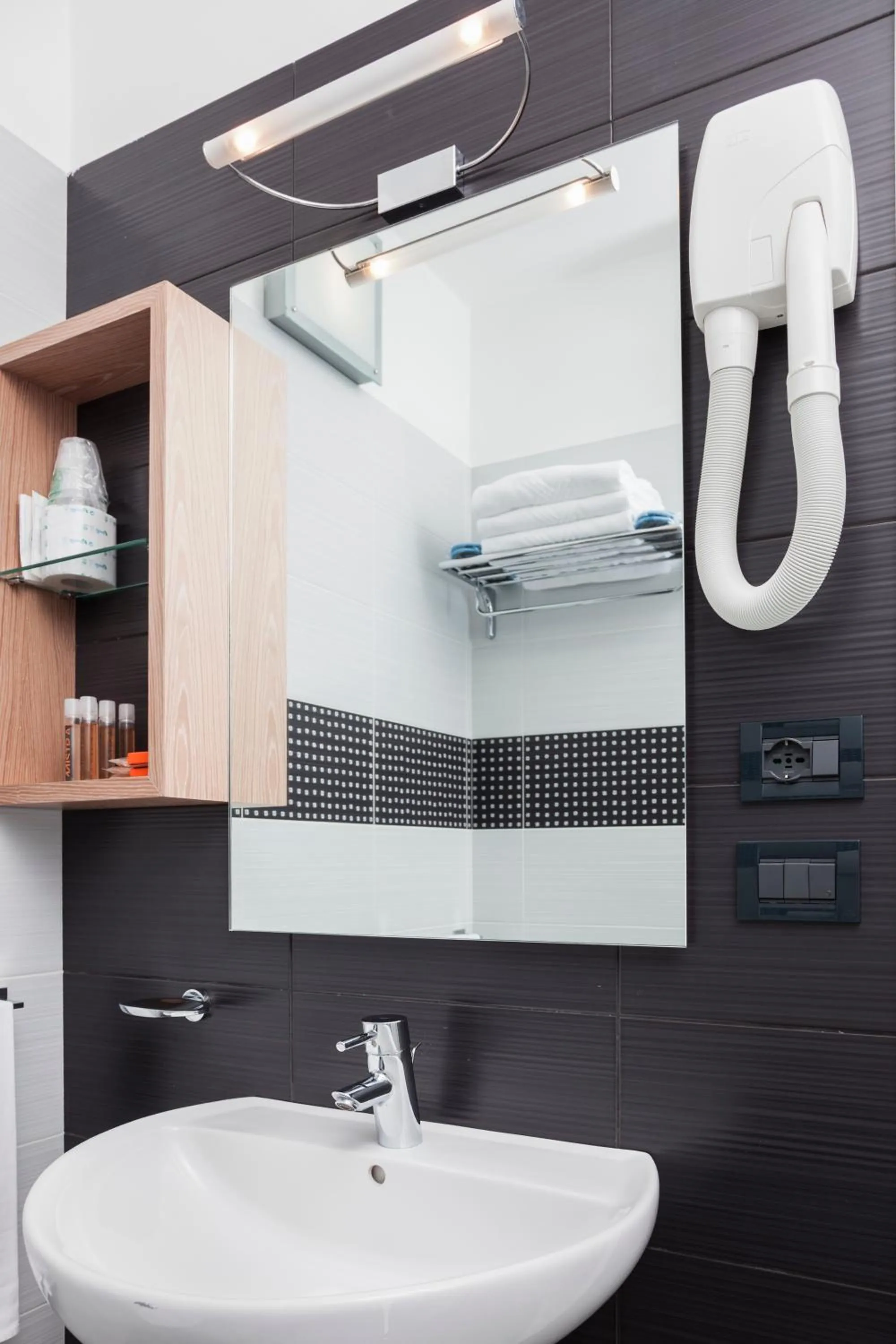 Bathroom in Hotel Mistral